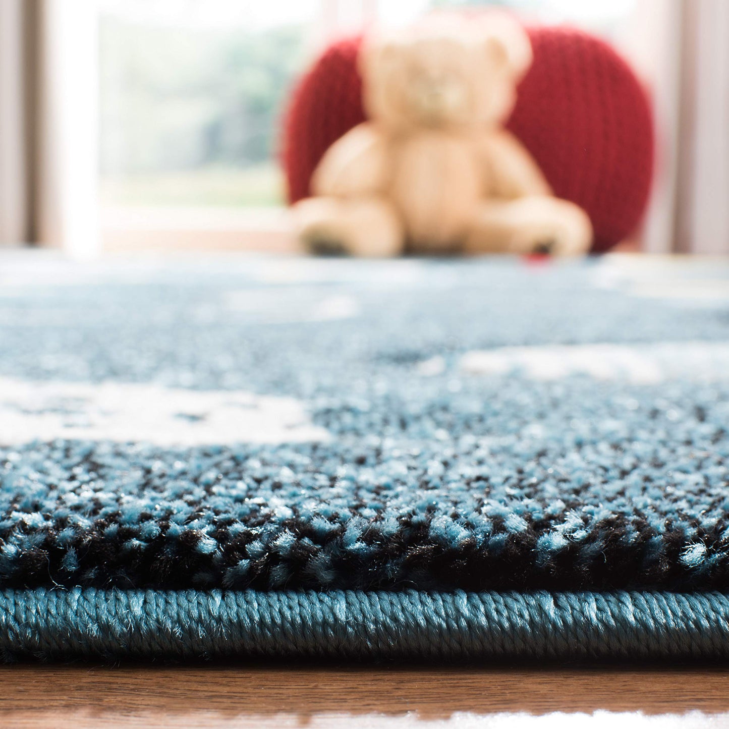 SAFAVIEH Carousel Kids Collection Area Rug - 5'3" x 7'6", Navy & Ivory, Non-Shedding & Easy Care, Ideal for High Traffic Areas for Boys & Girls in Playroom, Nursery, Bedroom (CRK167N)