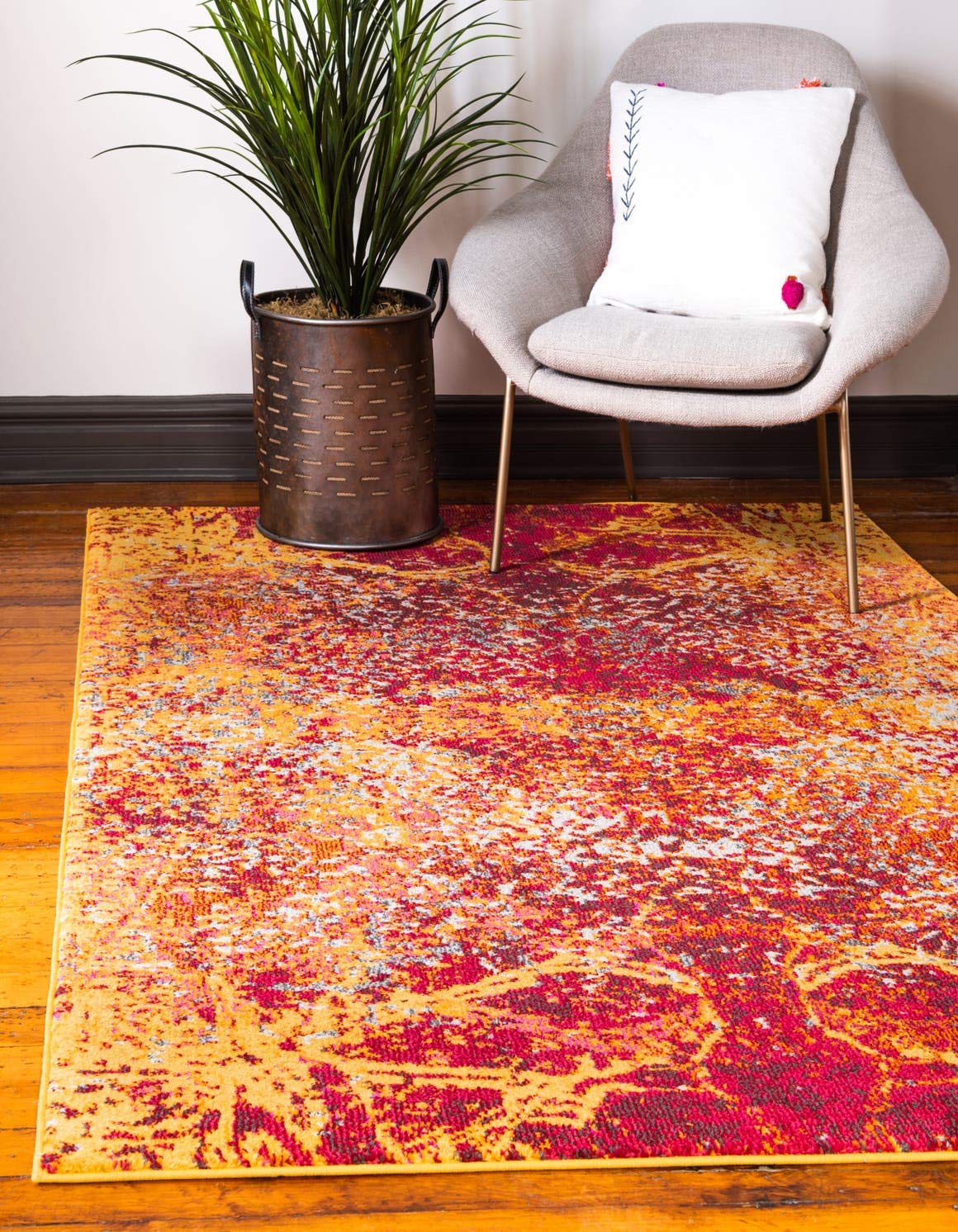 Unique Loom Estrella Collection Distressed, Abstract, Bright Colors, Modern Area Rug (7' 0 x 10' 0 Rectangular, Red/Yellow)