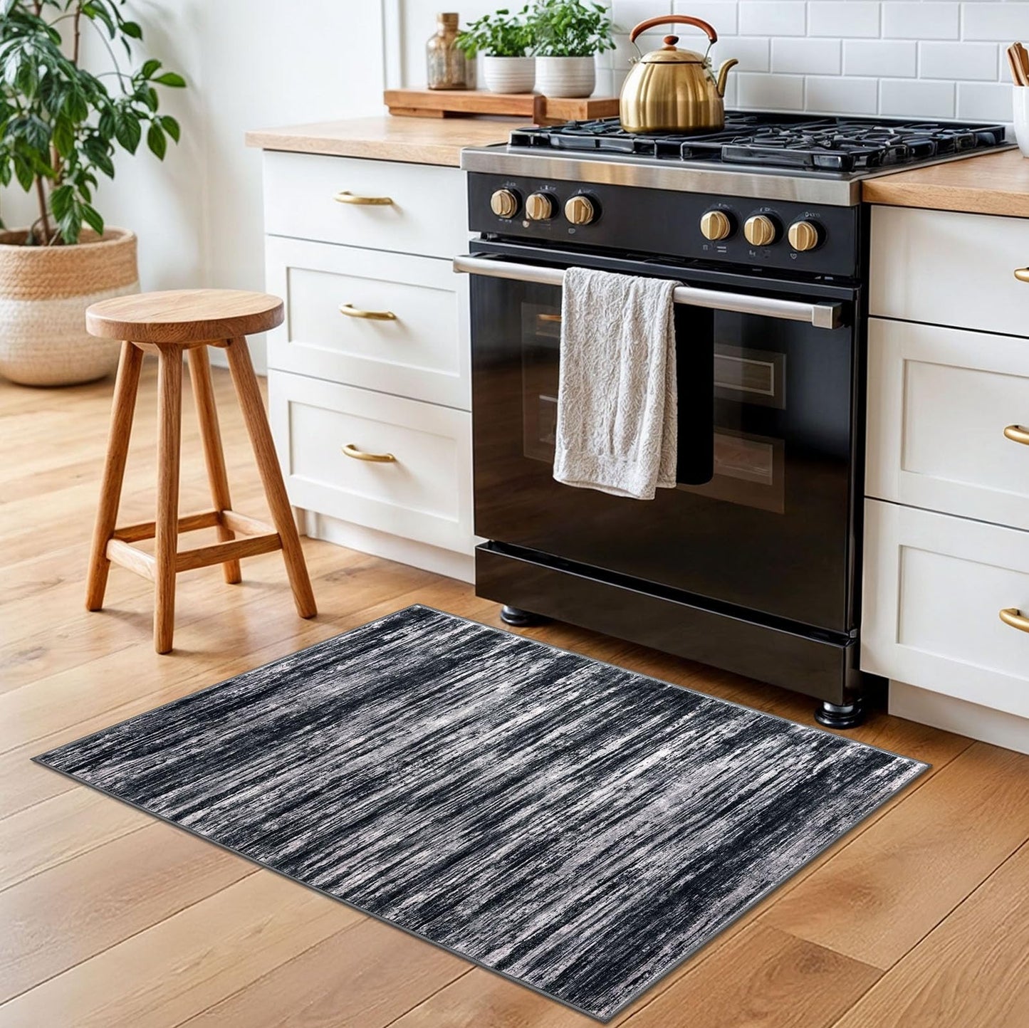 SIILOOM 2x3 Modern Abstract Rug for Entryway, Black Super Soft Small Area Rug, Washable Slip-Resistant Kitchen Rugs, Low-Pile Mat Carpet for Bedside, Indoor Door Mat