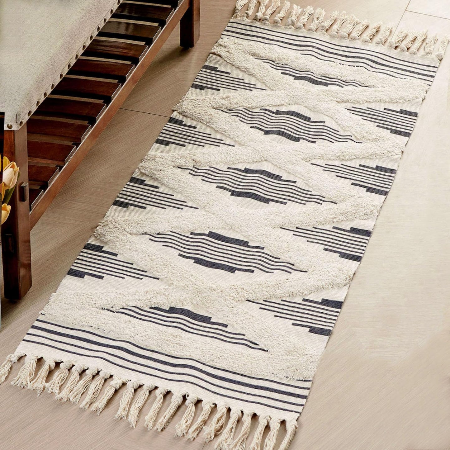 Boho Runner Rug Washable Hallway Rug Runner, Tufted Woven Cotton Farmhouse Area Floor Mat for Bedroom, Modern Diamond Entryway Carpet with Tassels (Grey, 2'x5')