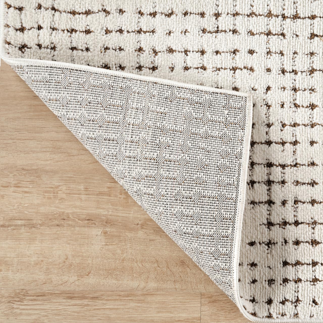Abani Cream/Brown Area Rug – 5' x 8' – Oliver Collection – Crosshatch Pattern – Non-Shedding, Easy to Clean – Durable for Living Room, Bedroom, or Office, Pet & Child Friendly