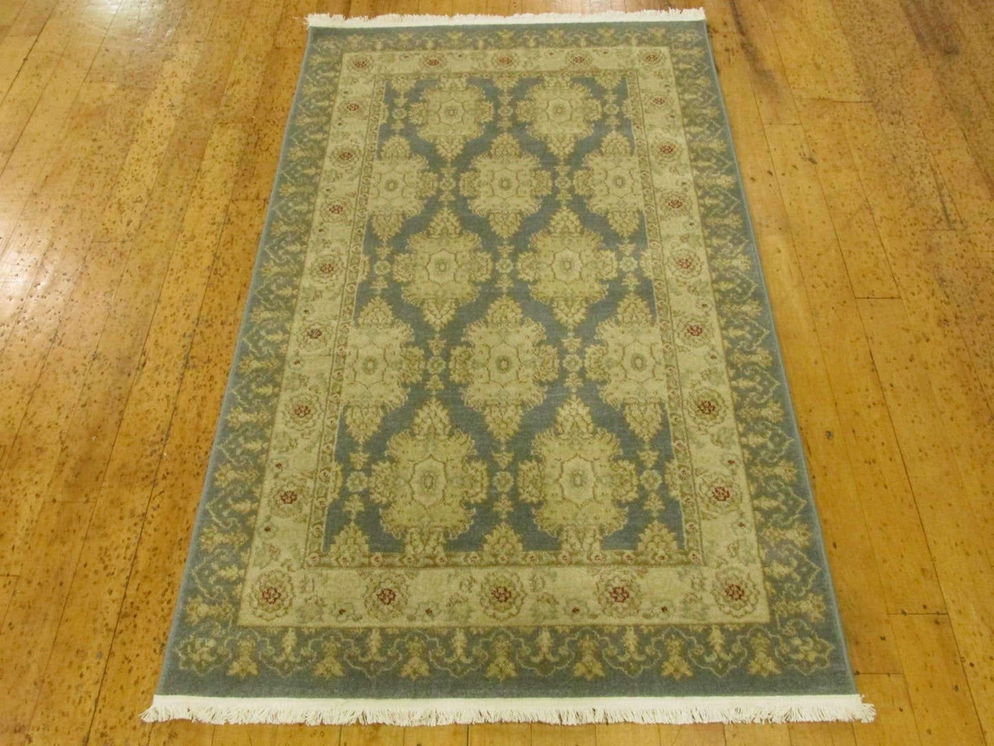Unique Loom Edinburgh Collection Area Rug - Zinnia (3' 3" x 5' 3" Rectangle, Blue/ Beige)