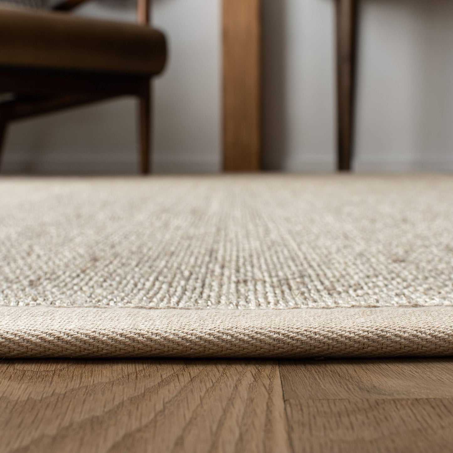 SAFAVIEH Area Rug 6x9 - Natural Fiber Collection - Marble & Beige, Sisal, Woven Design with Border (NF143C)
