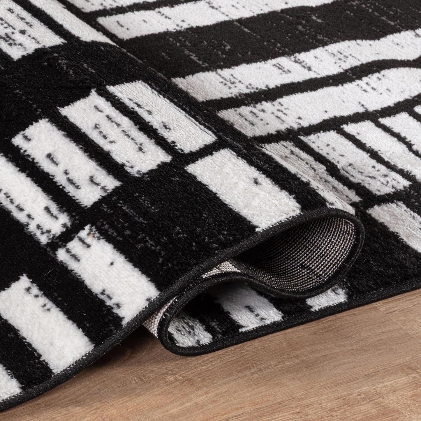 Rugshop Modern Black and White Geometric Area Rug Non-Shedding, Low Pile Indoor Carpet for Living Room, Bedroom, Office – Contemporary Abstract Pattern 4' x 6'