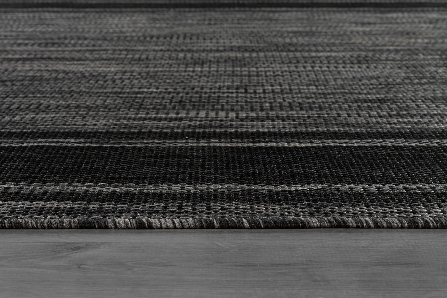 Beverly Rug Outdoor Rug 6x9 Modern Bordered Area Rugs for Indoor and Outdoor Patio Deck Porch Garden Waterproof Weather Sun Resistant Washable Outside Carpet (6 x 9 Black)