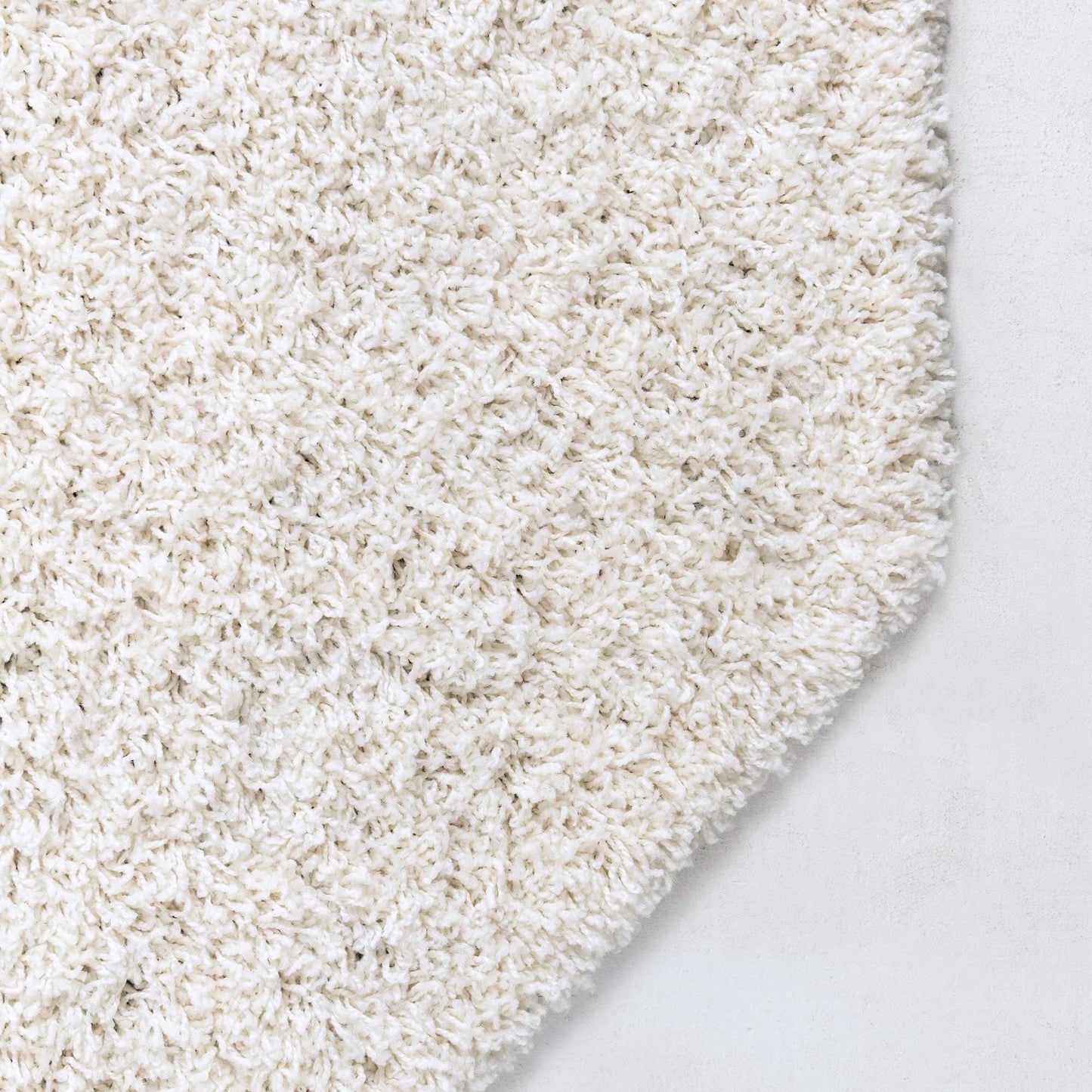 Unique Loom Solid Shag Collection Area Rug (4' Octagon, Snow White)