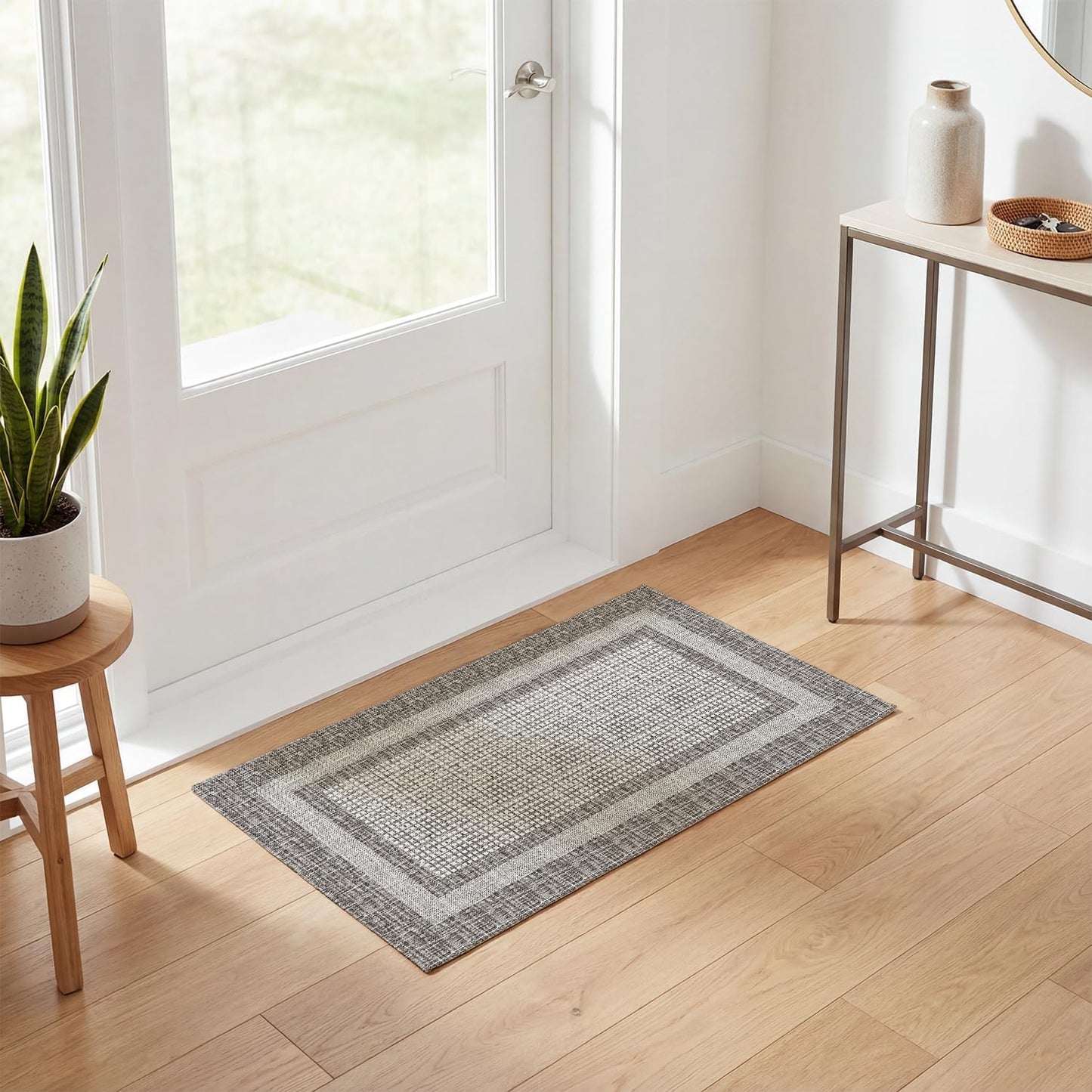 Artoid Mode Grey Rectangle Plaid Washable Doormat, Seasonal Decor Non Slip Low-Profile Absorbent Natural Rubber Back Door Mat 17x29 Inch