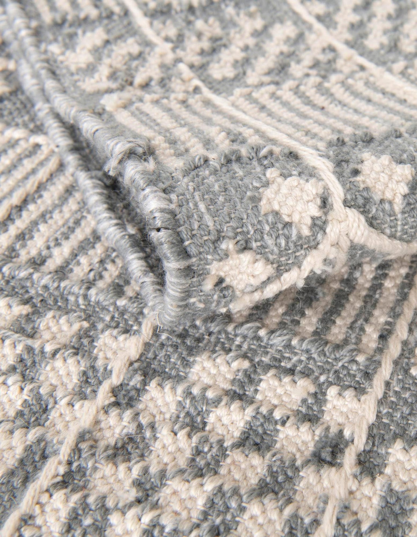 Rugs.com - Eco Bohemian Indoor Outdoor Rug – 7' 10 x 10' Cool Gray Washable Indoor/Outdoor Rug – Eco-Friendly Recycled Material, Perfect for Patios, Decks, and High-Traffic Areas