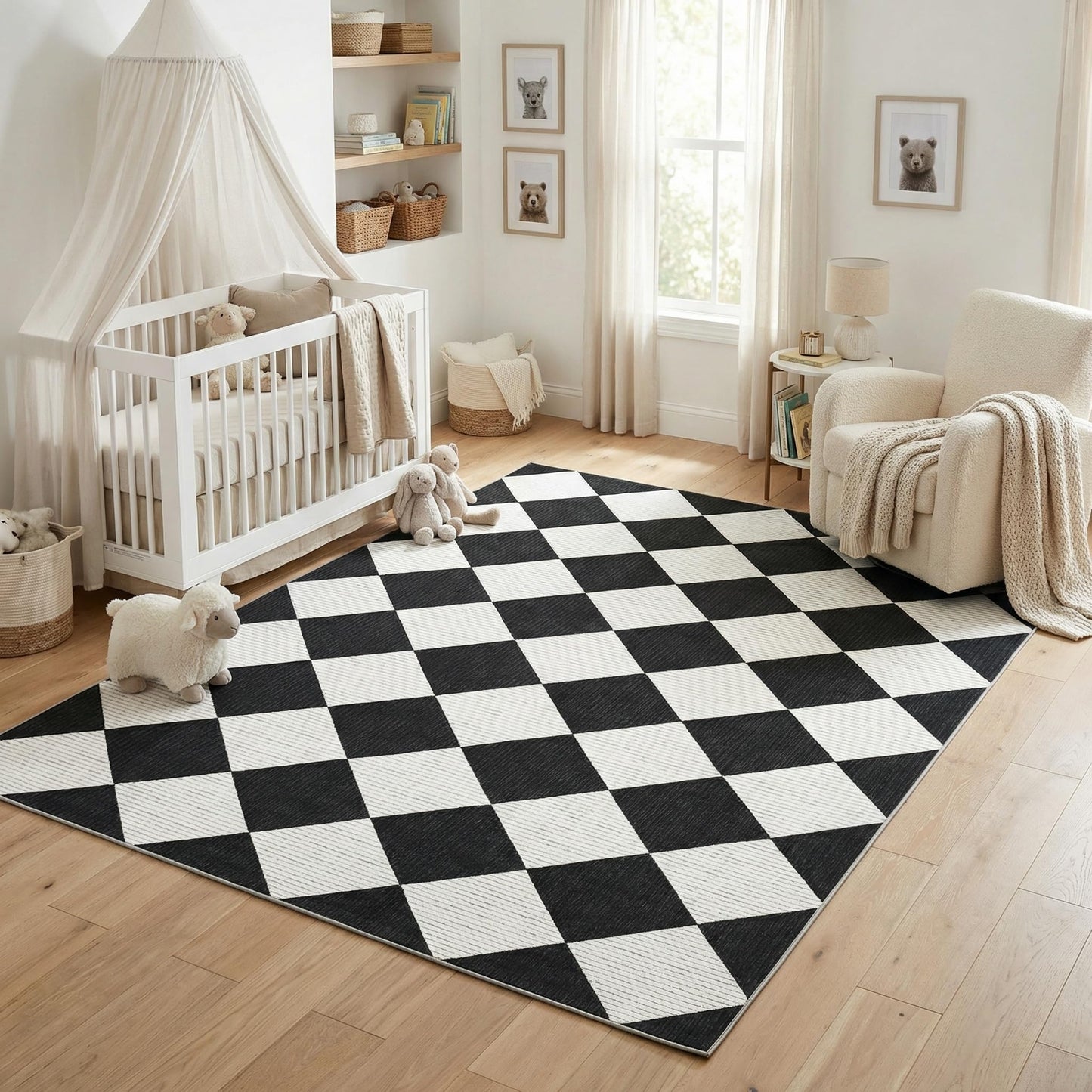 GarveeHome 5x7 Modern Checkered Area Rug, Black and White Washable Rugs for Living Room Bedroom, Soft Low Pile Non Slip Diamond Floor Mat Plaid Print Throw Rug Indoor Carpet Dining Room Playroom
