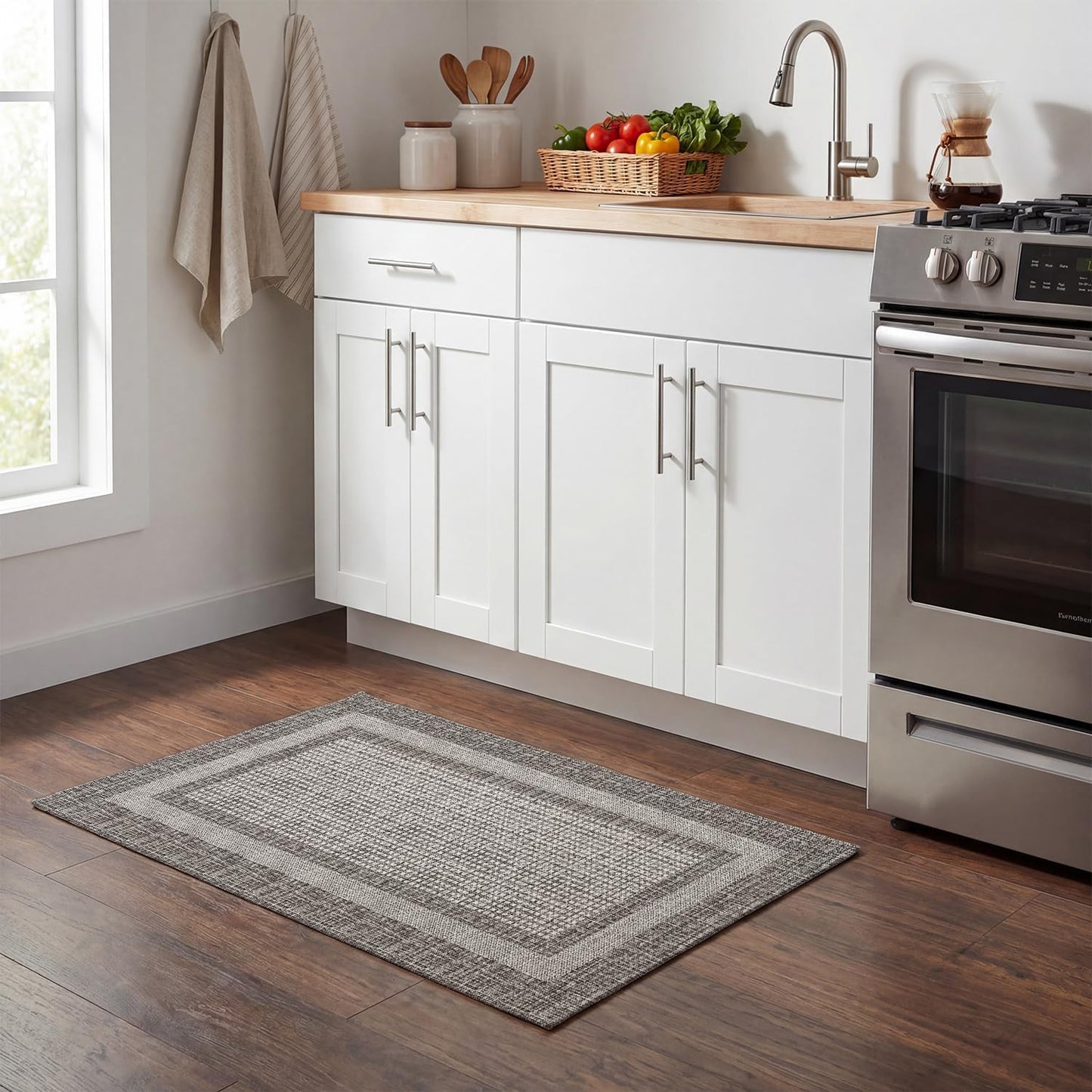 Artoid Mode Grey Rectangle Plaid Washable Doormat, Seasonal Decor Non Slip Low-Profile Absorbent Natural Rubber Back Door Mat 17x29 Inch