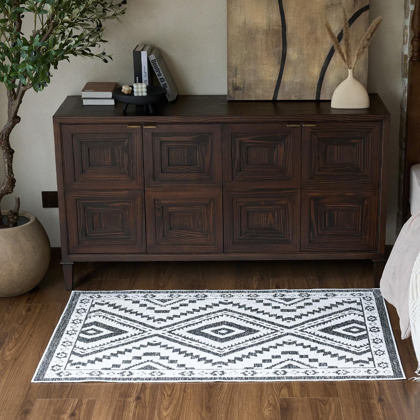 RAMEFILD Moroccan Washable Area Rug 3x5, Geometric Tribal Decorative Woven Rug, Non-Slip Boho Farmhouse Soft Low-Pile Entry Throw Mat for Living Room Bedroom Dining Table, Black and White