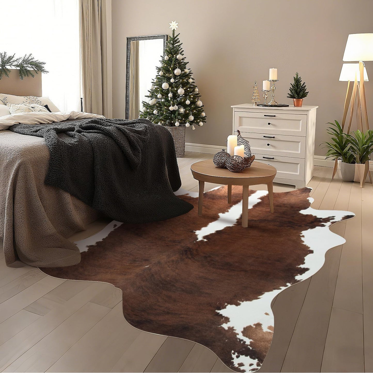 ‌Faux Cowhide Area Rug‌ 4.6x5.2 FT Premium Country Western Print Non-Slip Carpet, Kids & Pet-Friendly Western Decor for Living Room Bedroom Cow Hide Rug No-Fur Carpet