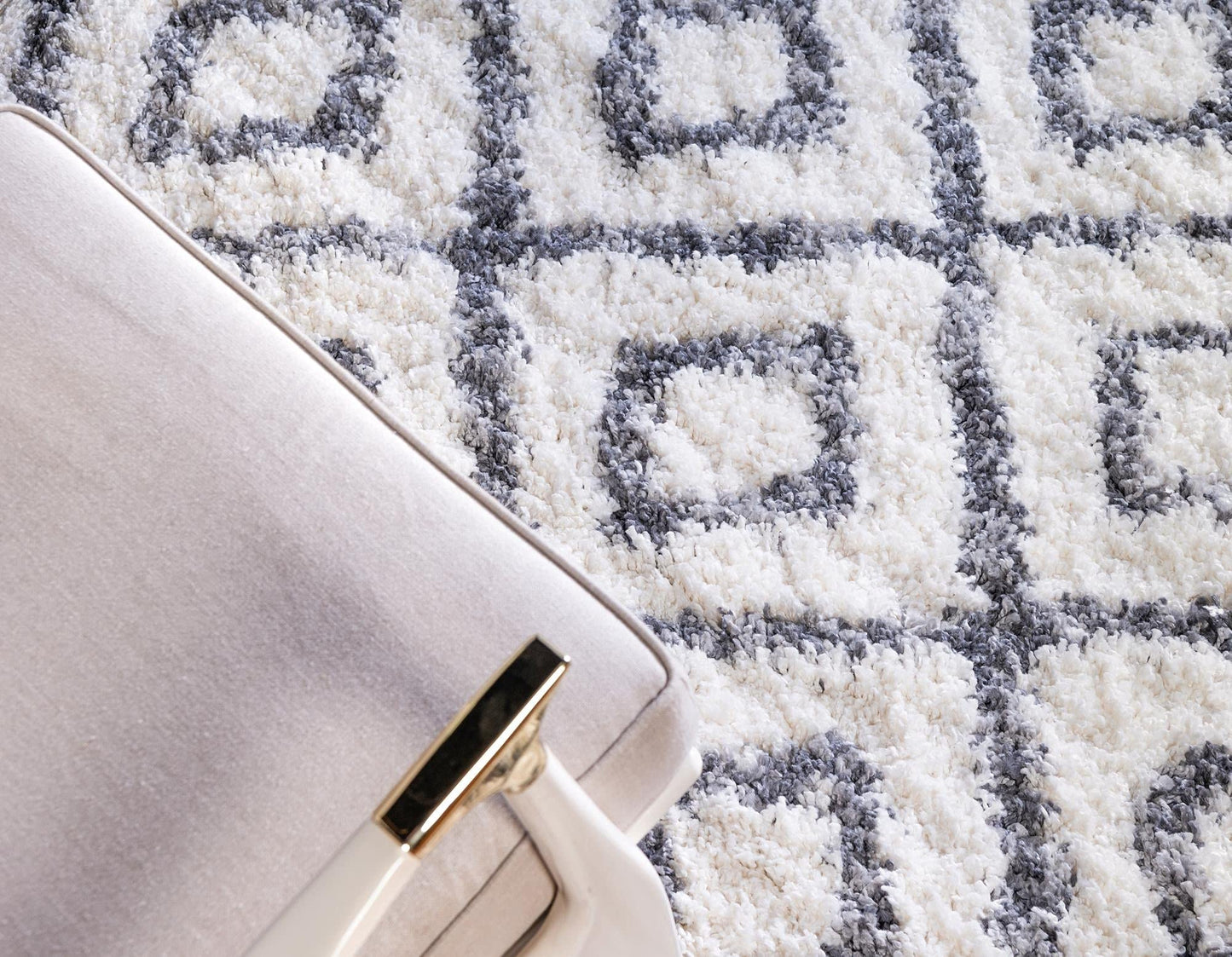 Rugs.com Athena Shag Collection Rug – 8' Square Ivory Shag Rug Perfect for Living Rooms, Kitchens, Entryways