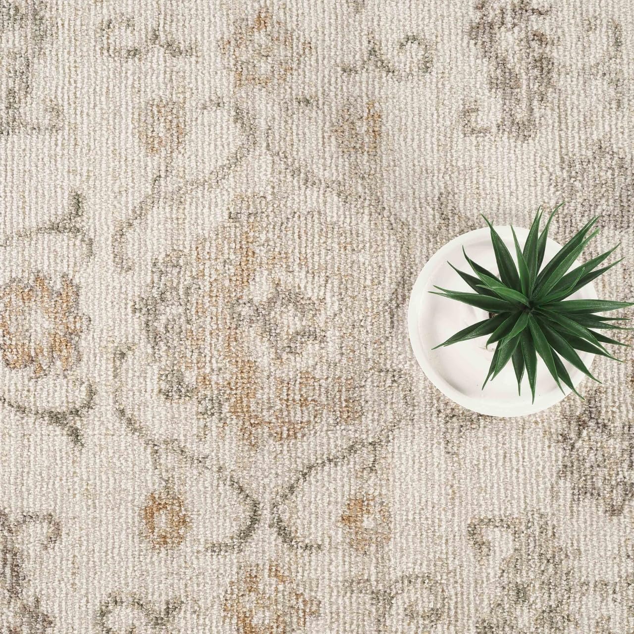 Abani Evelyn Collection Beige Area Rug - 4' x 6' - Floral Pattern, Non-Shedding - Easy to Clean, Durable for Living Rooms, Bedrooms & Offices, Pet & Kid Friendly