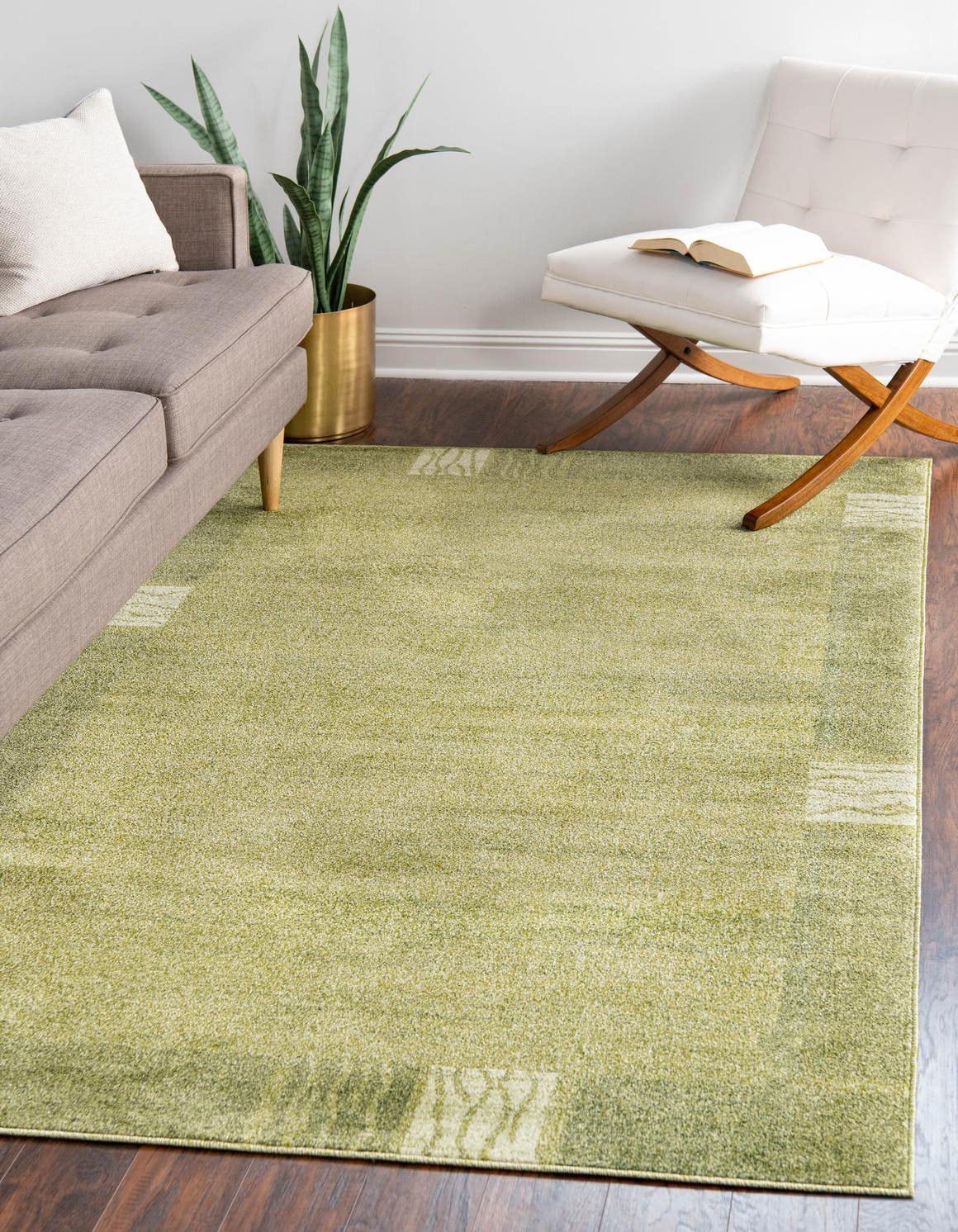Unique Loom Del Mar Collection Area Rug- Transitional Inspired with Modern Contemporary Design(4' 1 x 6' 1 Rectangular, Green/ Beige)