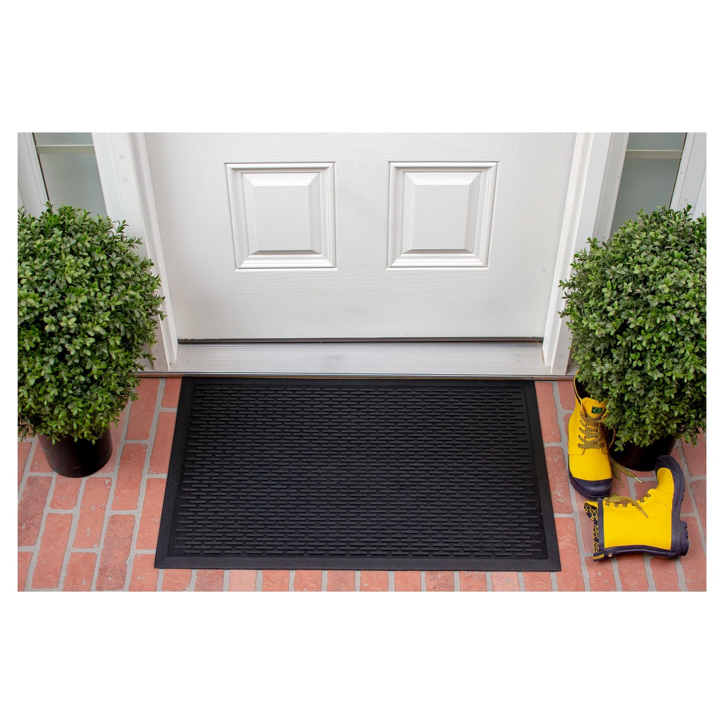 Calloway Mills 153482234 Rubber Ridge Scraper Doormat 22" x 34"