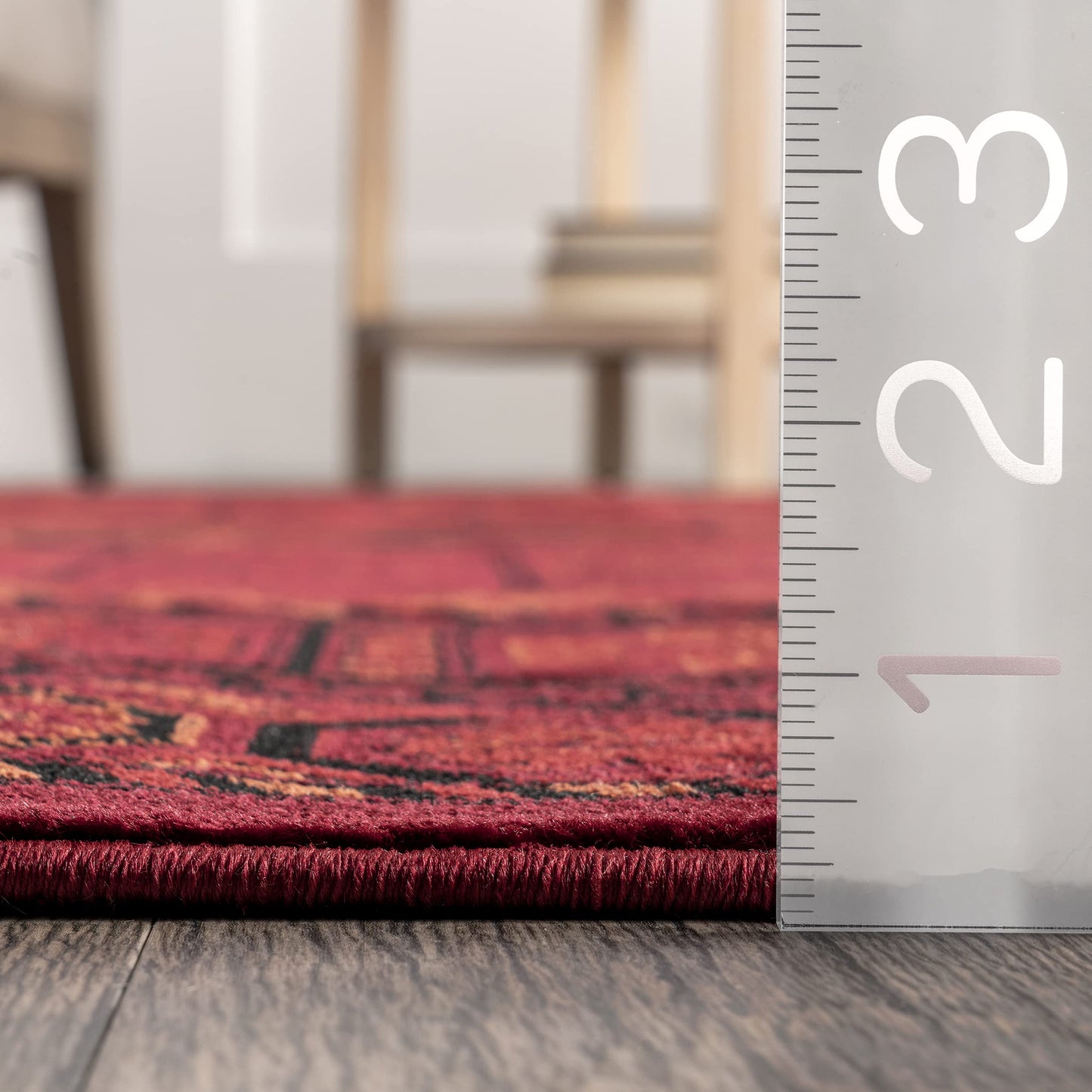 nuLOOM Billie Red/Ivory, 4' x 6', Traditional Oriental, Soft and Cozy, High Traffic, Stain Resistant, Easy Clean, Durable Area Rug for Bedroom, Living Room, Dining Space, Den, Foyer, Entryway