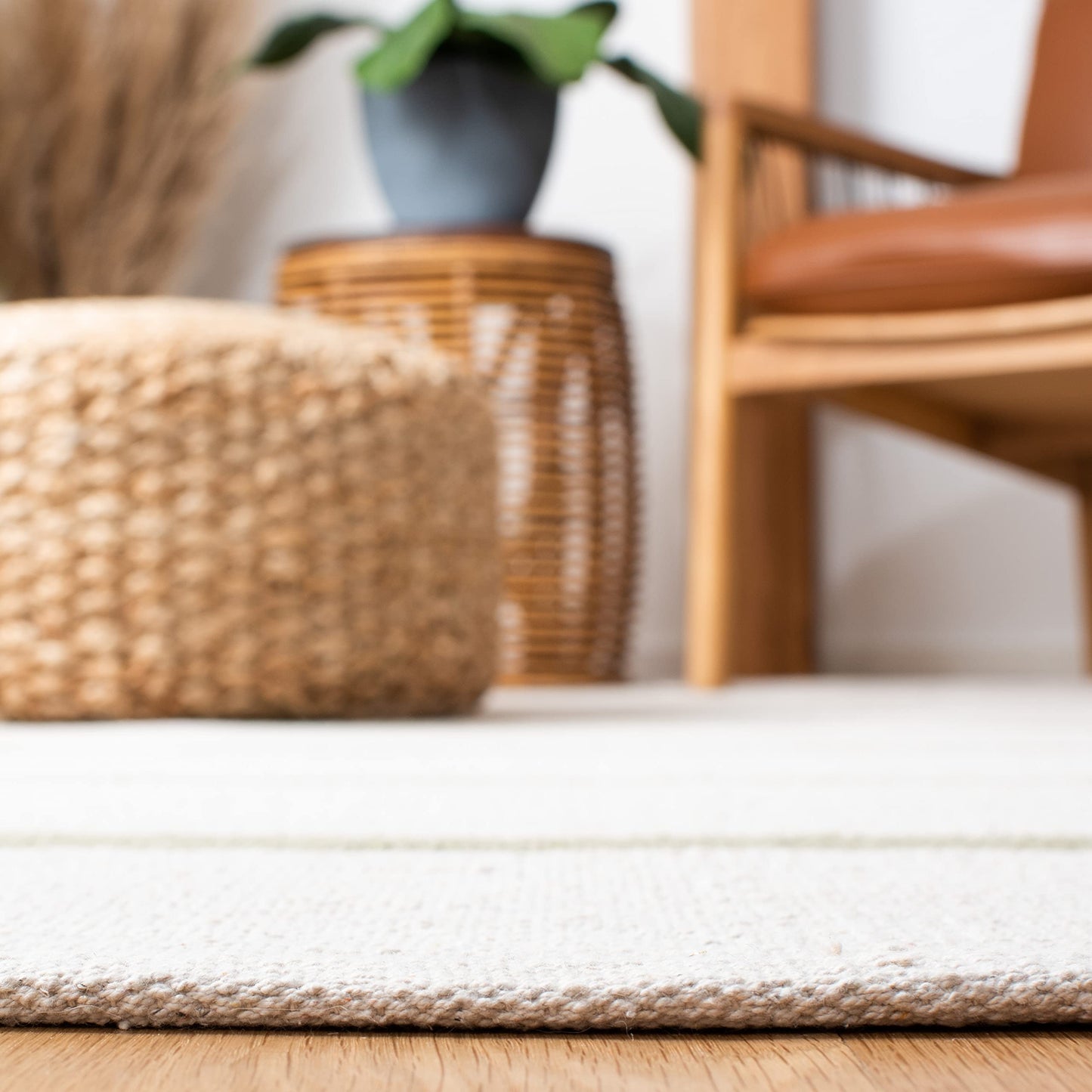 SAFAVIEH Montauk Collection Accent Rug - 4' x 6', Light Green & Ivory, Handmade Flat Weave Boho Farmhouse Cotton Modern Stripe, Ideal for High Traffic Areas in Entryway, Living Room, Bedroom (MTK311J)