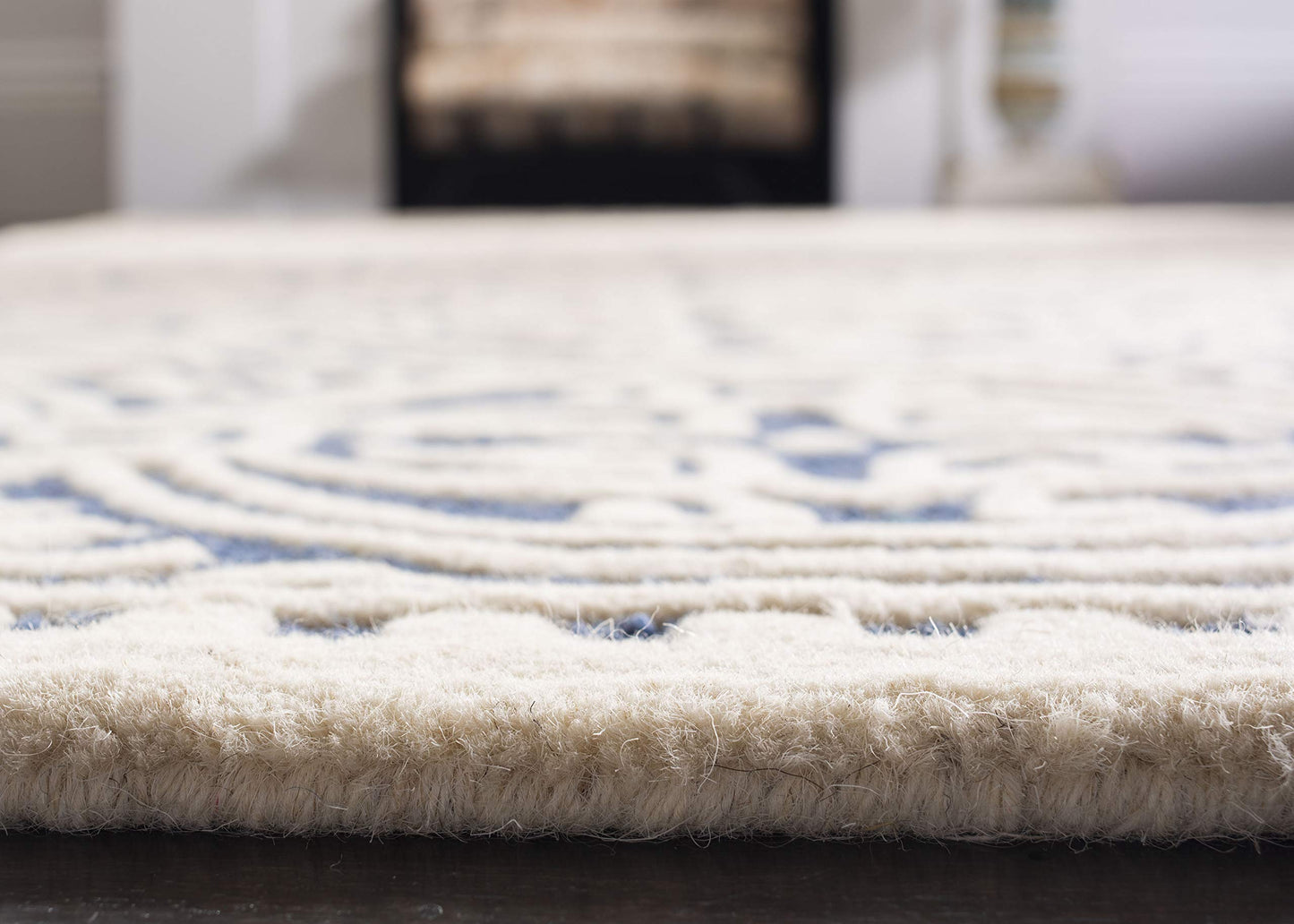 SAFAVIEH Cambridge Collection 3' x 5' Navy Blue/Ivory CAM123G Handmade Moroccan Premium Wool Area Rug