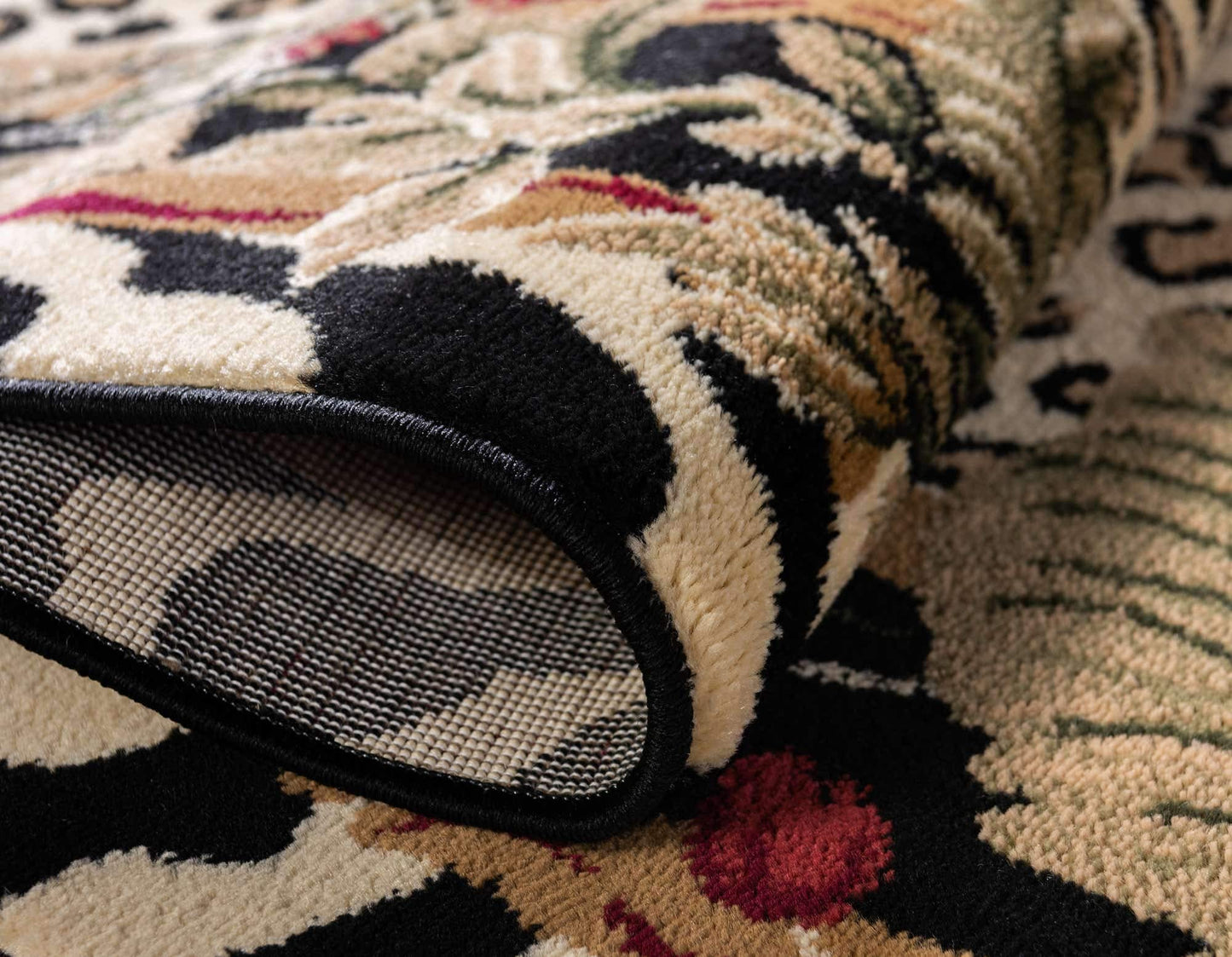 Unique Loom Wildlife Collection Animal Inspired with Cheetah Bordered Design Area Rug (3' 3 x 5' 3 Rectangular, Ivory/Black)