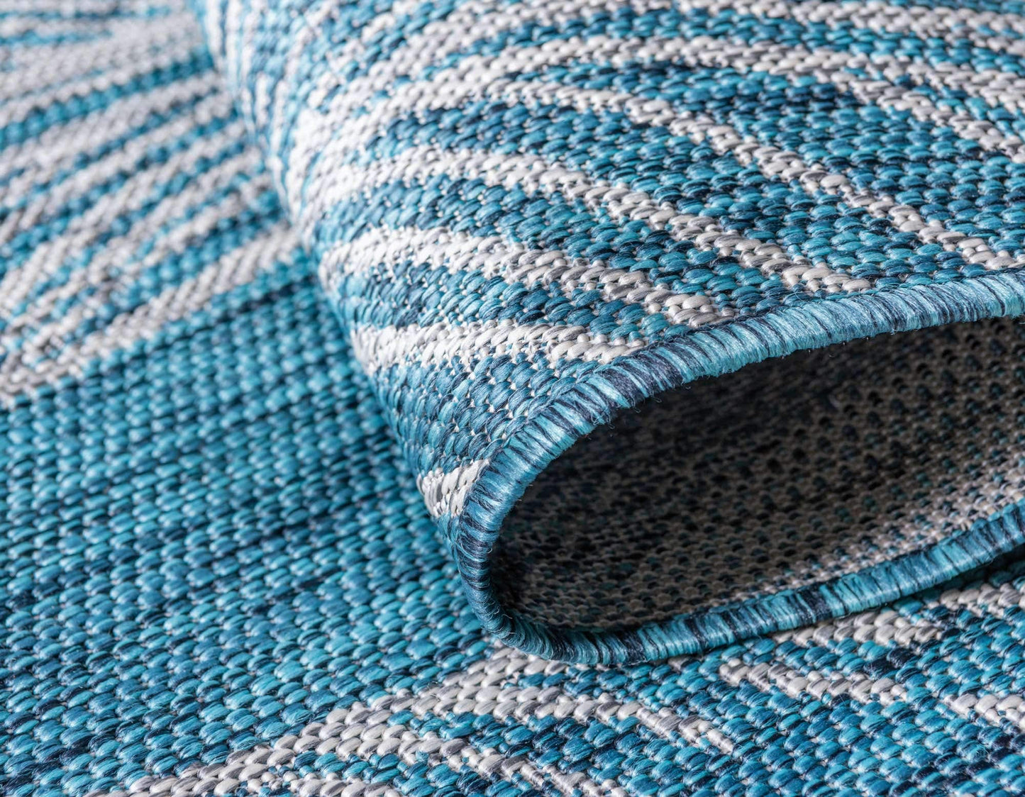 Unique Loom Outdoor Botanical Collection Area Rug - Leaf (4' 1" Round, Teal/ Ivory)