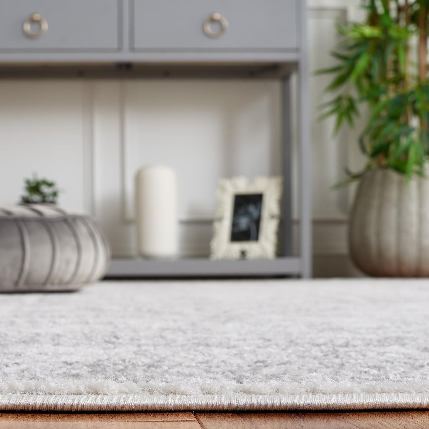SAFAVIEH Adirondack Collection Area Rug - 8' Square, Ivory & Silver, Oriental Medallion Design, Non-Shedding & Easy to Clean, Ideal for Living Room, Bedroom, Dining Space (ADR108B)