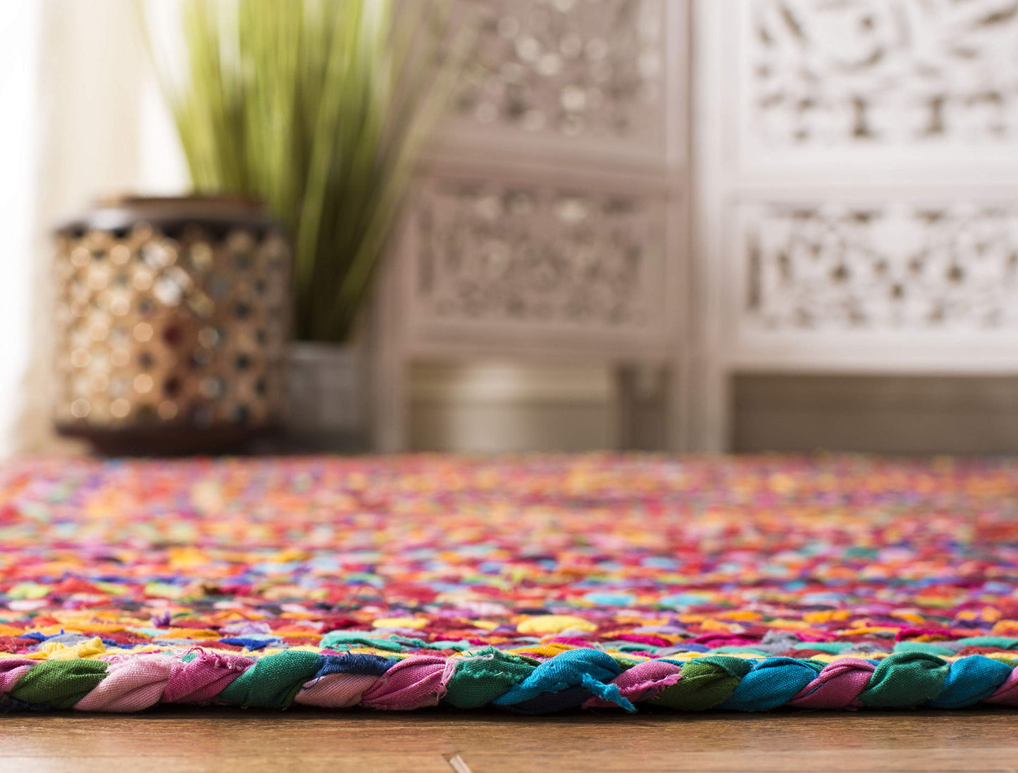 SAFAVIEH 5x8 Area Rug - Braided Collection - Red & Multi, Handmade Woven Cotton, Boho Reversible Style, Ideal for Living Room, Bedroom (BRD210A)