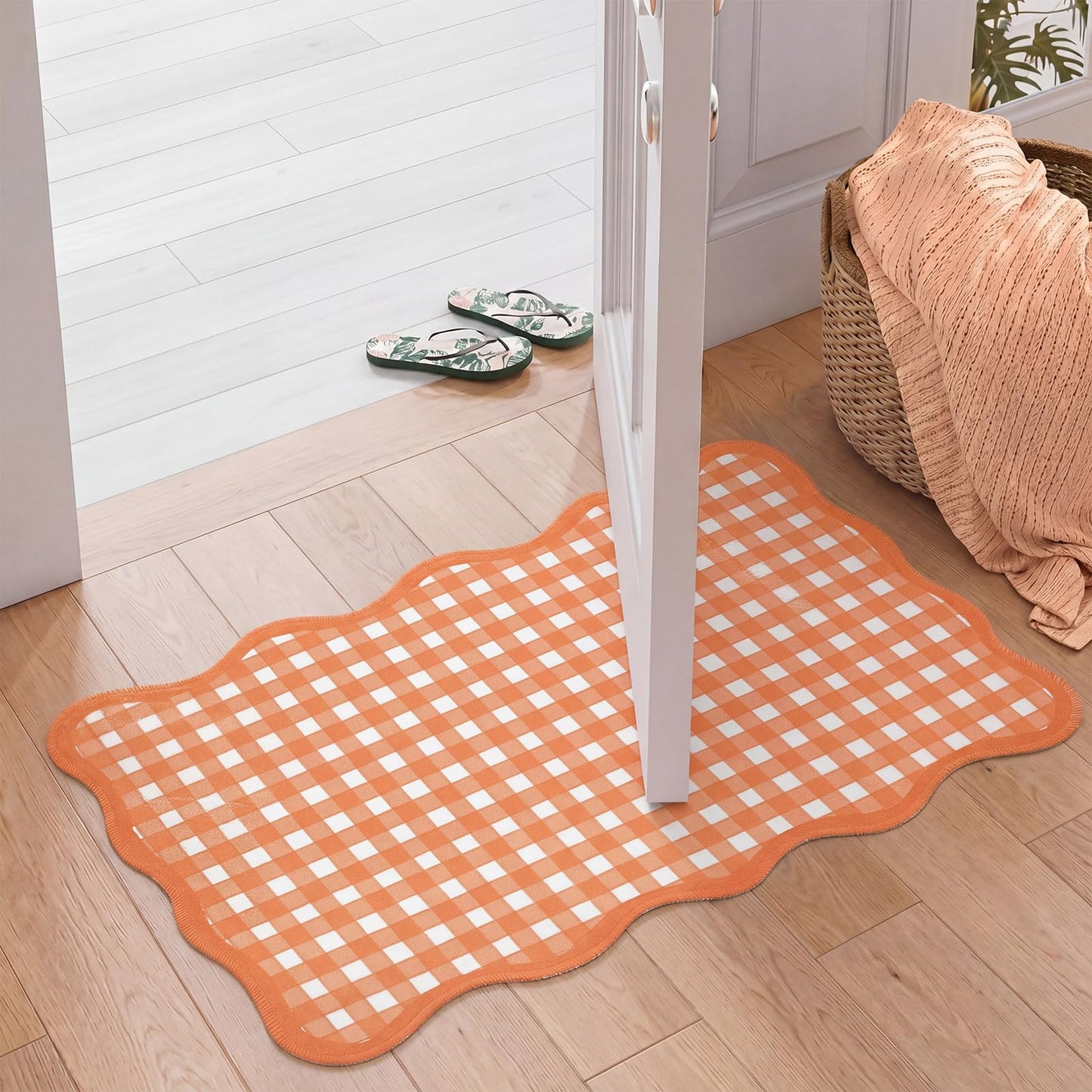 Breling Orange and White Scalloped Plaid Entryway Rug 16.5 x 27.5 Buffalo Checkered Indoor Mat Washable Non-Slip Gingham Door Rug for Entryway Entrance Bedroom Kitchen Living Room Decor