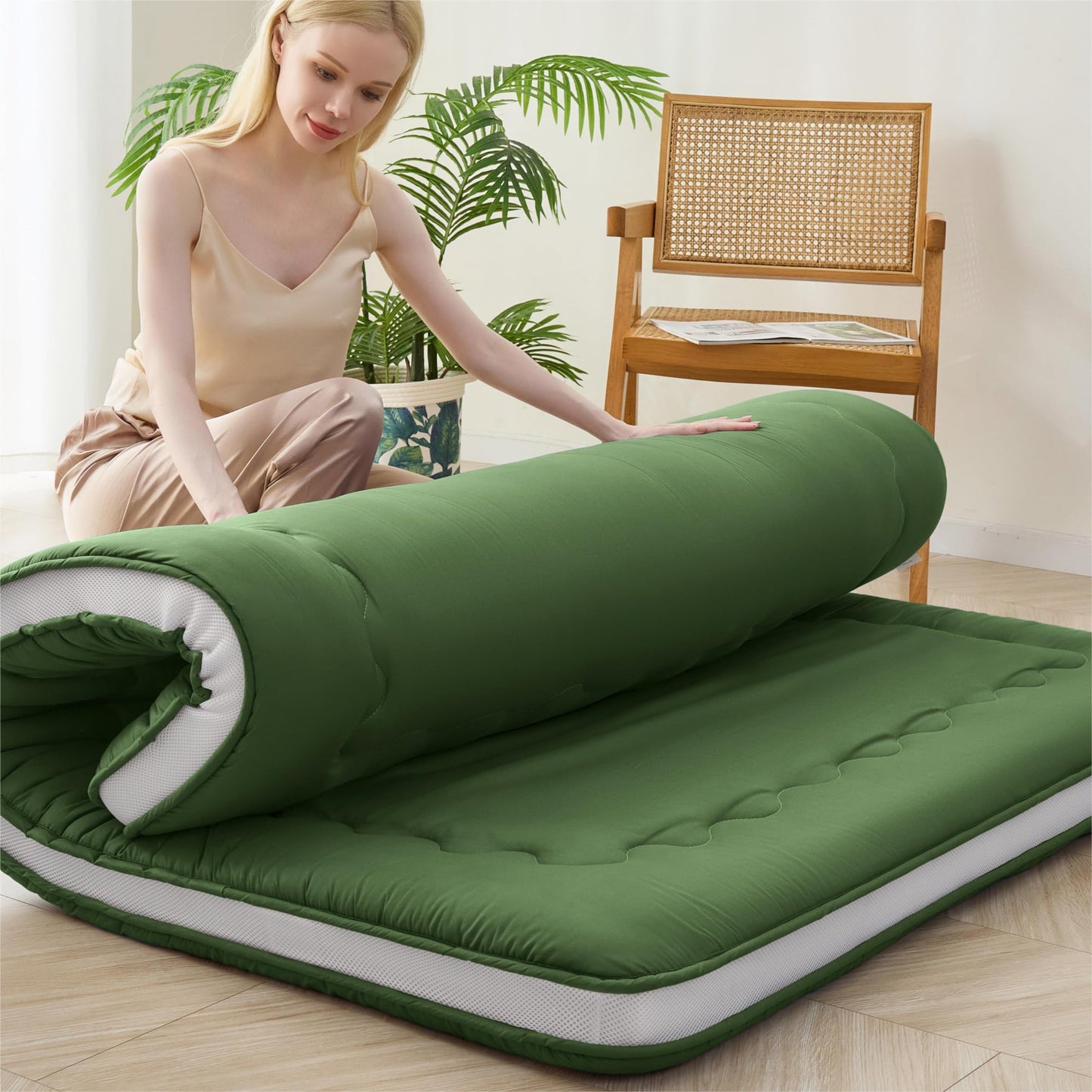 Syalife Japanese Futon Mattress Floor Mattress Twin Size, 4" Thicken Foldable & Portable Floor Bed Sleeping Pad, Traditional Shikibuton 32D Foam Filled, Design in Japan (Green, 39 * 80)