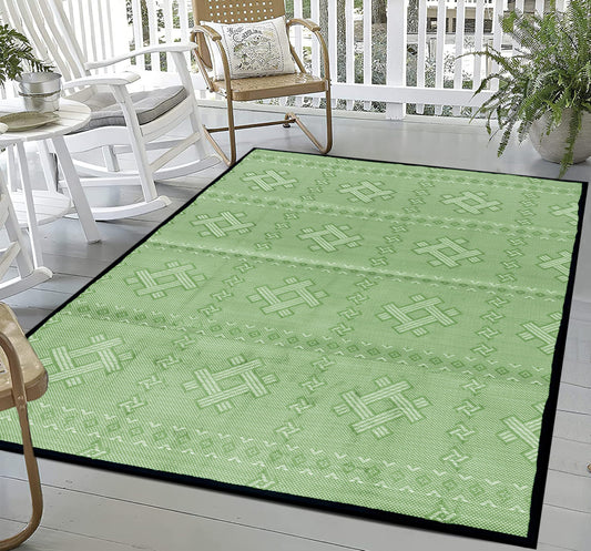 ARSUK Outdoor Patio Rug (5 x 3.3 ft) - Indoor and Plastic Outdoor Rug, Ideal for Garden, Camping, Balcony Carpet, Picnic, Backyard, Lightweight, Foldable, Recycled Plastic (Green Color)