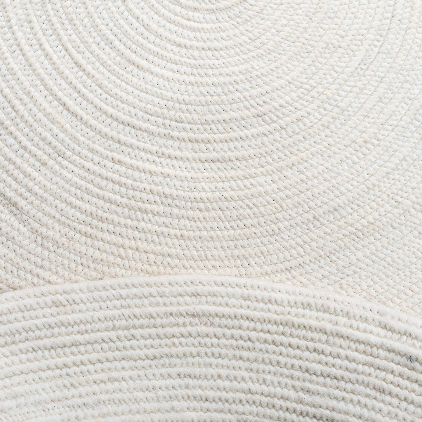 SAFAVIEH Braided Collection 5' x 7' Oval Ivory BRD901A Handmade Country Cottage Reversible Wool Entryway Foyer Living Room Bedroom Kitchen Area Rug