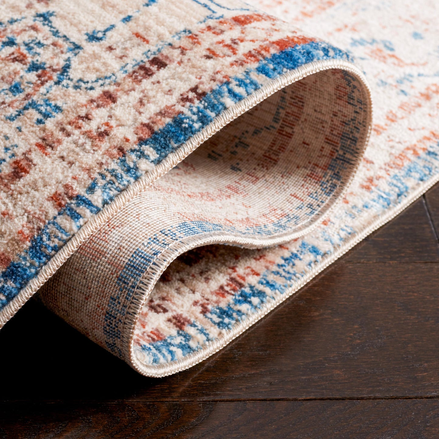 SAFAVIEH Persian Collection Accent Rug - 4' x 6', Beige & Rust, Boho Oriental Design, Non-Shedding & Easy Care, Ideal for High Traffic Areas in Entryway, Living Room, Bedroom (VTP427B)