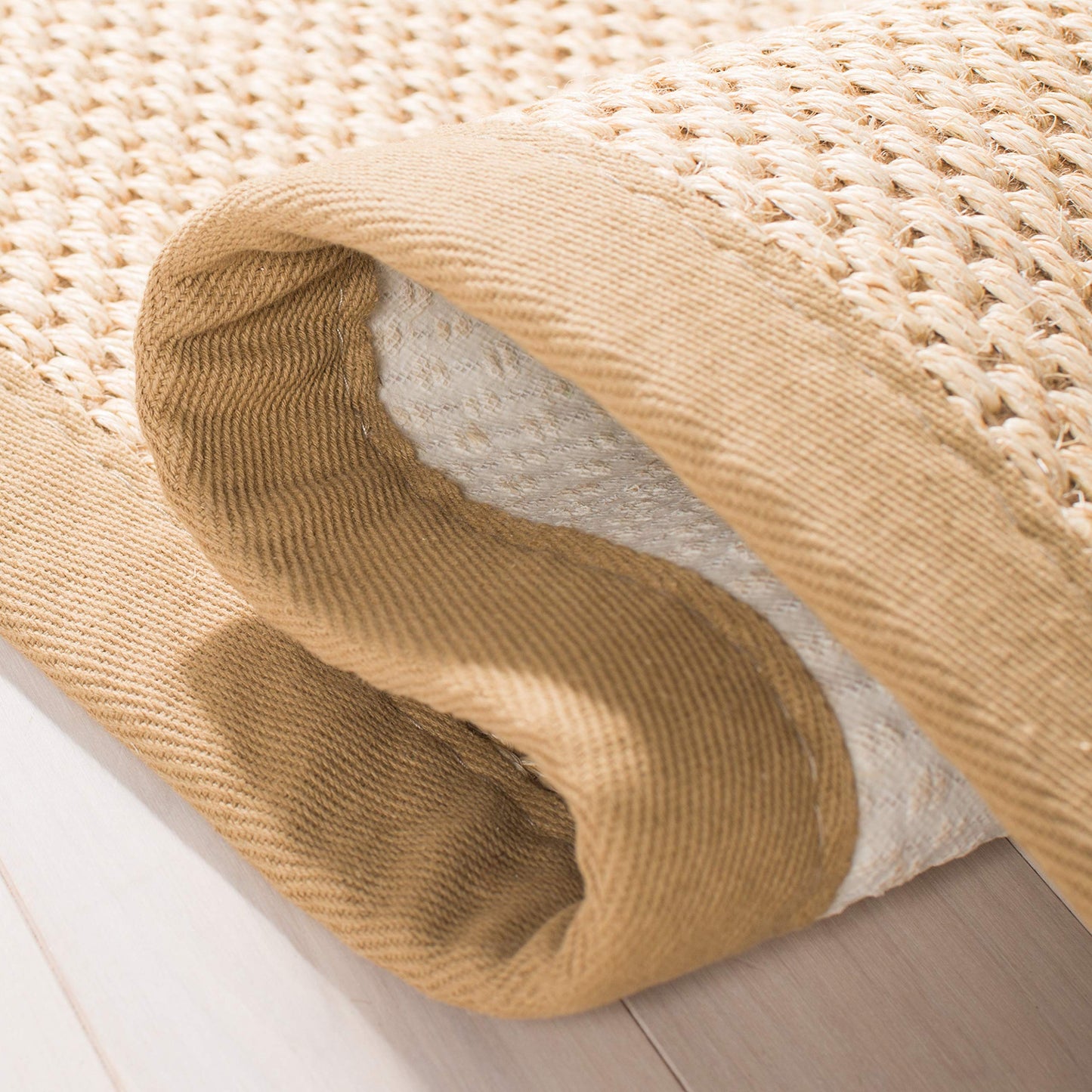 SAFAVIEH Area Rug 6x8 Oval - Natural Fiber Collection - Maize & Linen Color, Sisal, Woven Design with Border (NF141B)