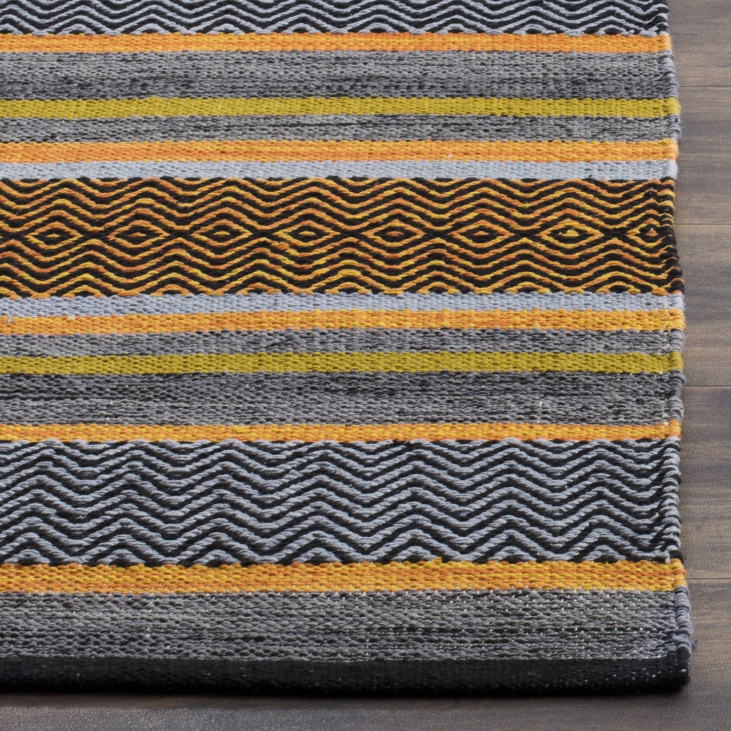 SAFAVIEH Montauk Collection Runner Rug - 2'3" x 8', Navy & Multi, Handmade Flat Weave Stripe Cotton, Ideal for High Traffic Areas in Living Room, Bedroom (MTK212A)