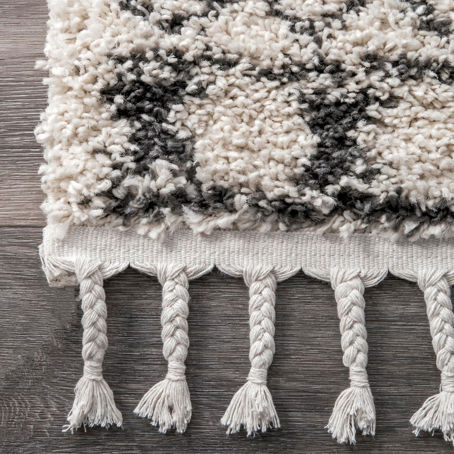 Nuloom Vasiliki Off-White/Charcoal, 7'10" x 10', Moroccan Shag, Tassel, Soft and Plush, High Traffic, Stain Resistant, Easy Clean, Durable Area Rug for Bedroom, Living Room, Dining Space, Den, Foyer