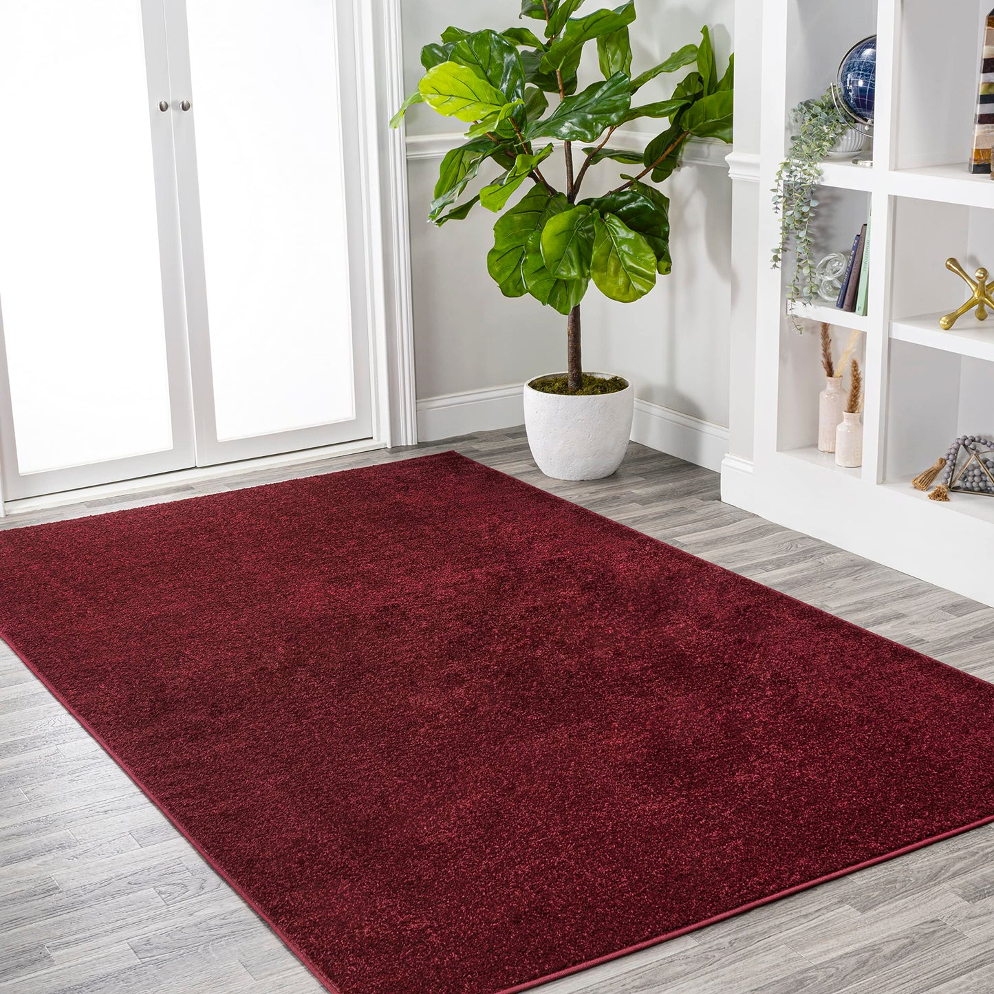 JONATHAN Y Haze Solid Low-Pile Dark Red Indoor Area Rug 4x6, Coastal,Bohemian,Minimalist,Classic, Easy-Cleaning for Living Room,Bedroom,Kitchen,Pet Friendly,Non-Shedding (SEU100Q-4)
