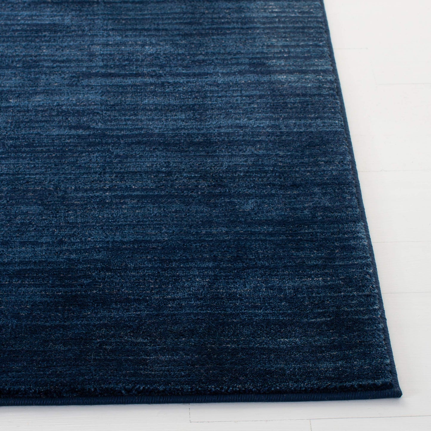 SAFAVIEH Vision Collection Area Rug - 8' Square, Navy, Modern Ombre Design, Non-Shedding & Easy to Clean, Ideal for Living Room, Bedroom, Dining Space (VSN606N)