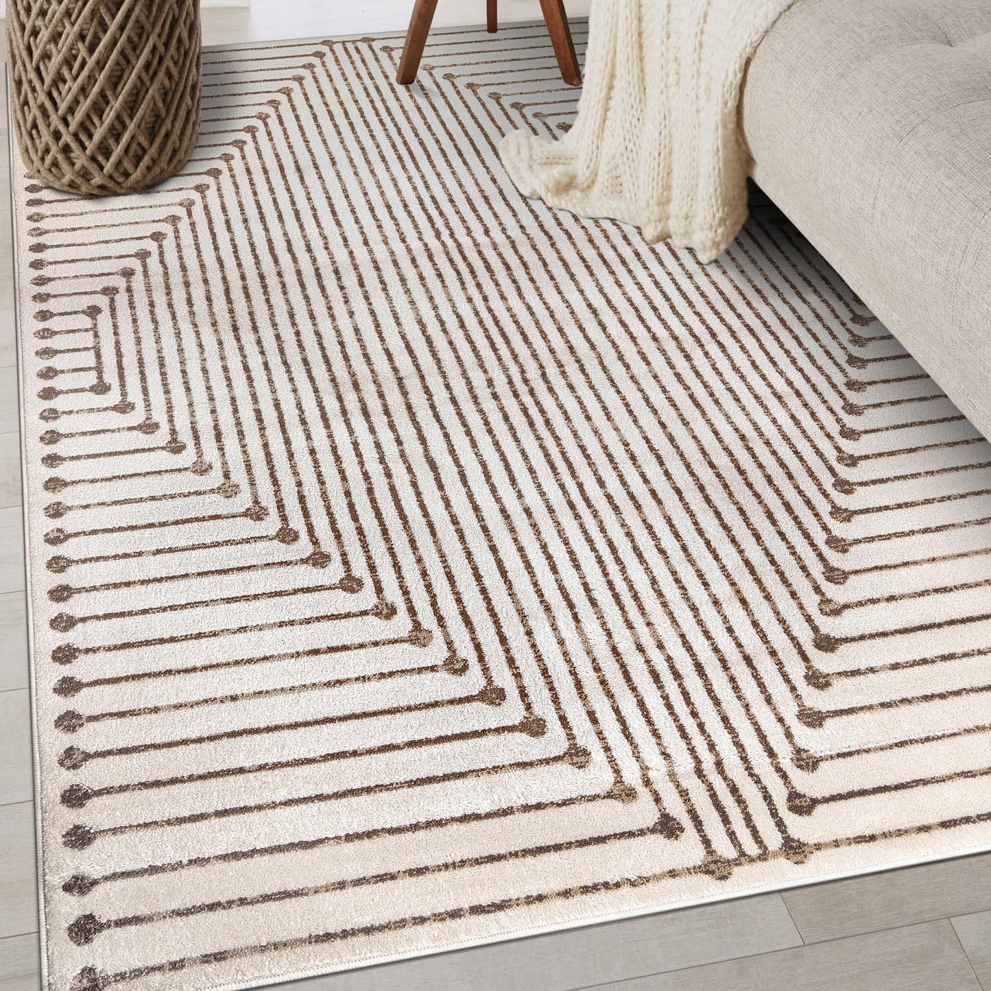 Rugshop Beige and Brown Geometric Area Rug – Soft Abstract Line Pattern Carpet for Living Room, Bedroom, or Office – Contemporary Neutral Decor Accent 4' x 6' Beige