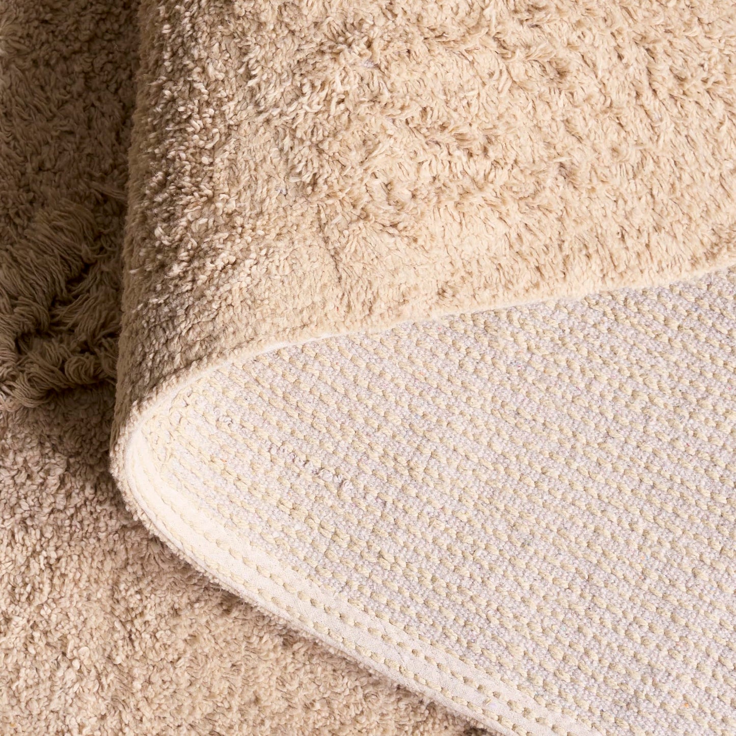 SAFAVIEH Washable Rug Easy Care Collection - 5' x 8', Beige, Handmade Cotton, Easy to Clean, Ideal for Living Room, Bedroom, Dining Space (ECR225B)