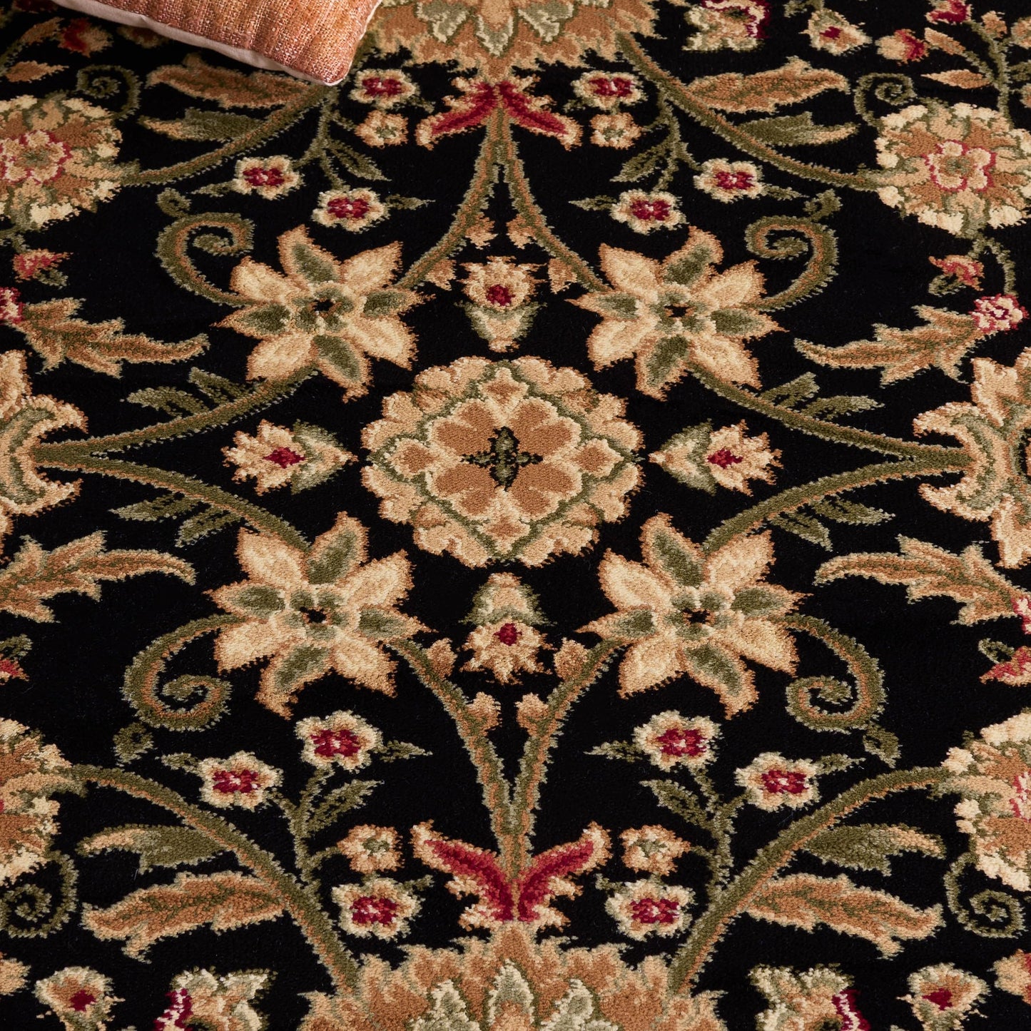 SAFAVIEH Lyndhurst Collection Area Rug - 8' x 10', Black & Red, Traditional Oriental Design, Non-Shedding & Easy Care, Ideal for High Traffic Areas in Living Room, Bedroom (LNH212G)