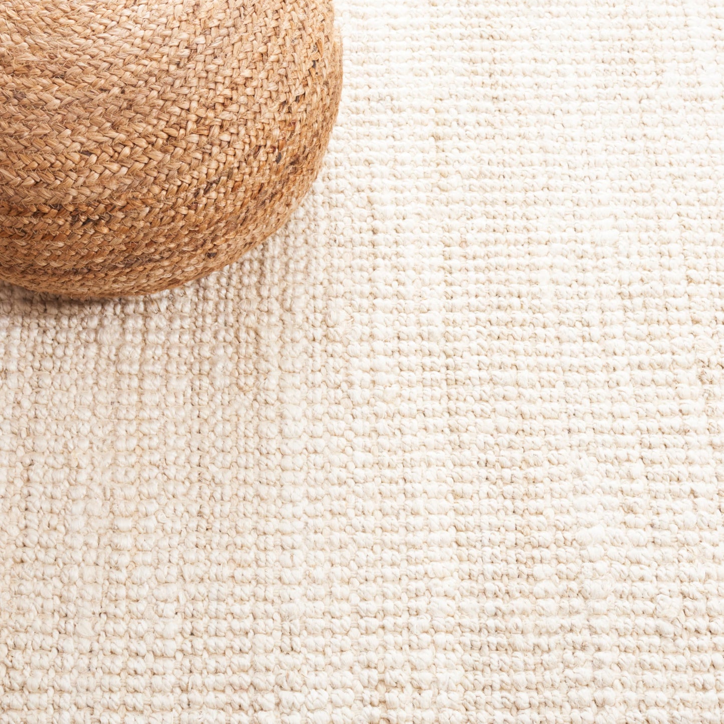 SAFAVIEH Natural Fiber Collection Area Rug - 5' x 8', Ivory, Handmade Farmhouse Jute, Ideal for High Traffic Areas in Living Room, Bedroom (NF730A)