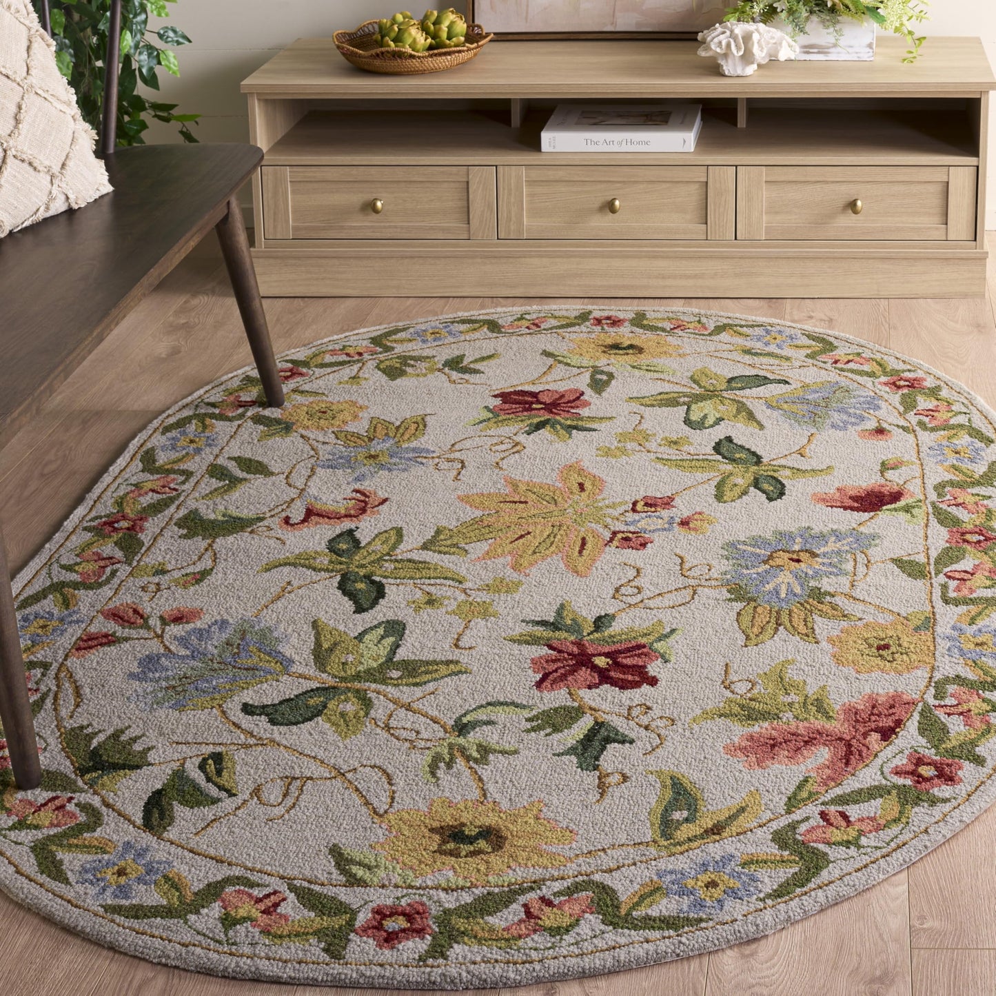 SAFAVIEH Chelsea Collection Area Rug - 4'6" x 6'6" Oval, Grey, French Country Floral Design, Hand-Hooked Wool, Ideal for The Living Room, Bedroom, Dining Room (HK311F-5OV)