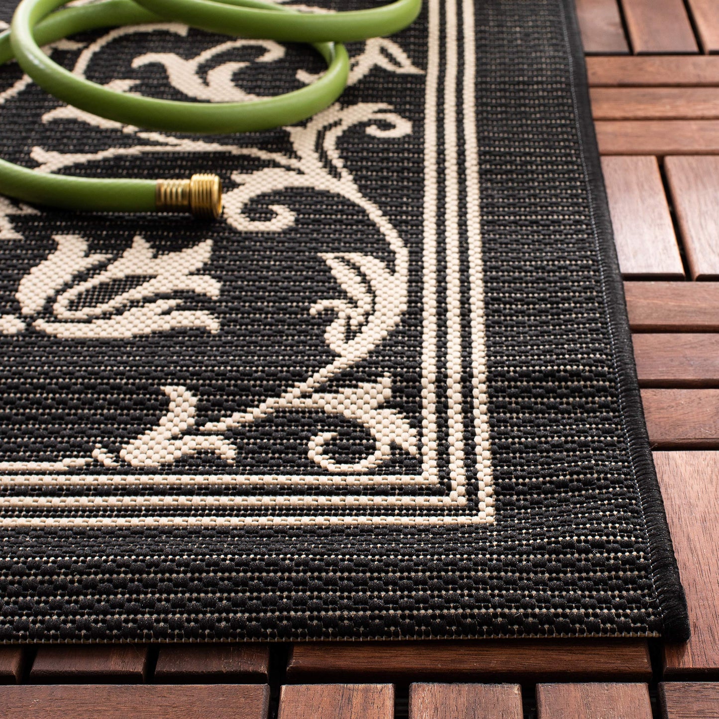 SAFAVIEH Courtyard Collection 6'7' x 9'6' Black / Sand CY2098 Scroll Indoor/ Outdoor Patio Backyard Mudroom Area-Rug