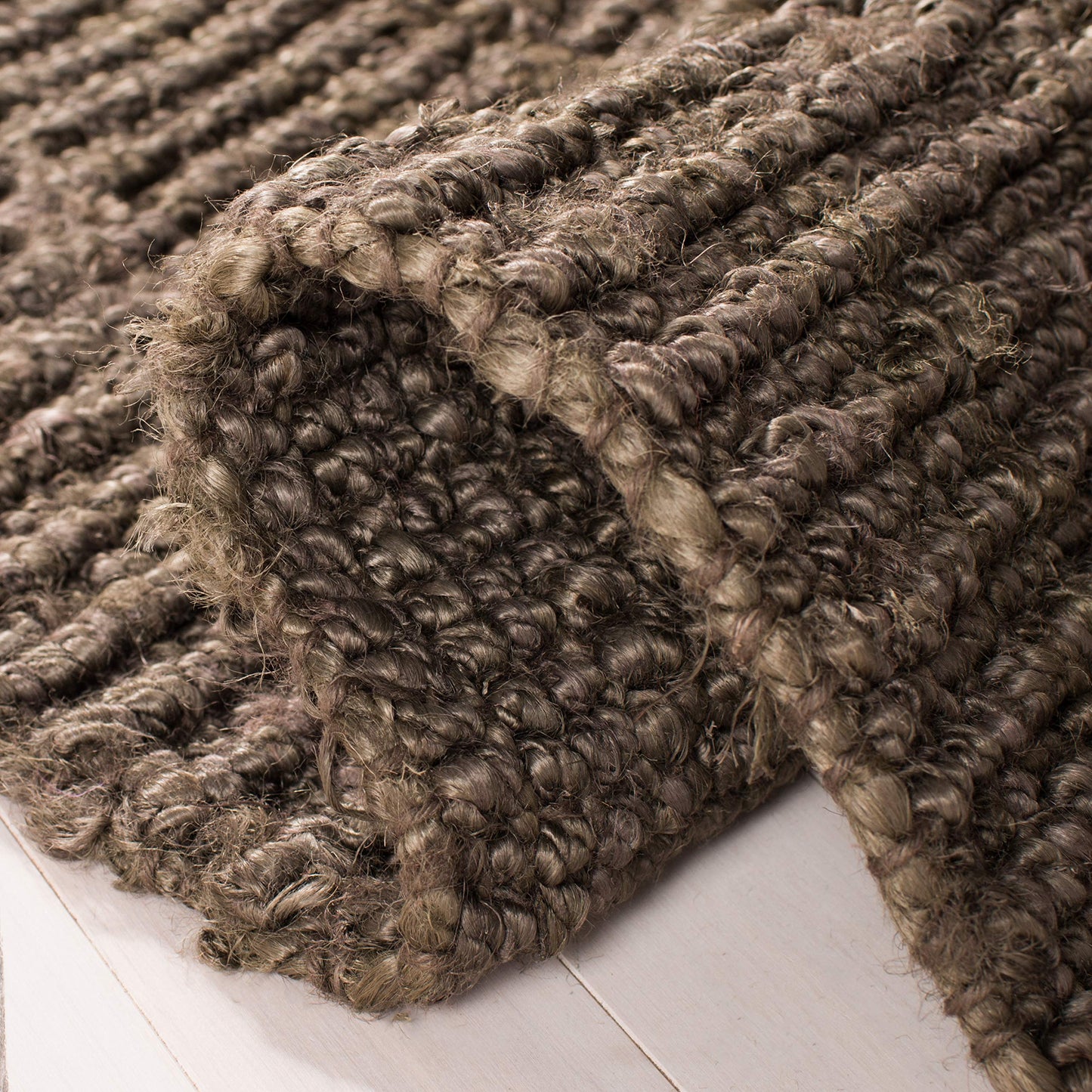 SAFAVIEH Area Rug 8' Square - Natural Fiber Collection - Brown, Handmade Jute, Farmhouse Style, Chunky Textured Thick Pile (NF447D)