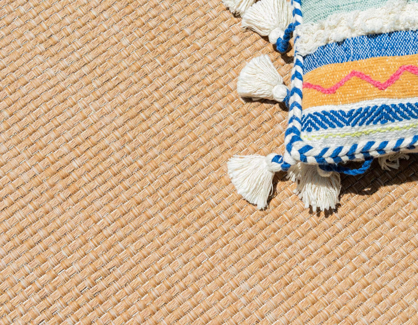 Unique Loom Outdoor Border Collection Area Rug - Multi Border (4' 1" x 6' 1" Rectangle, Tan/ Light Brown)