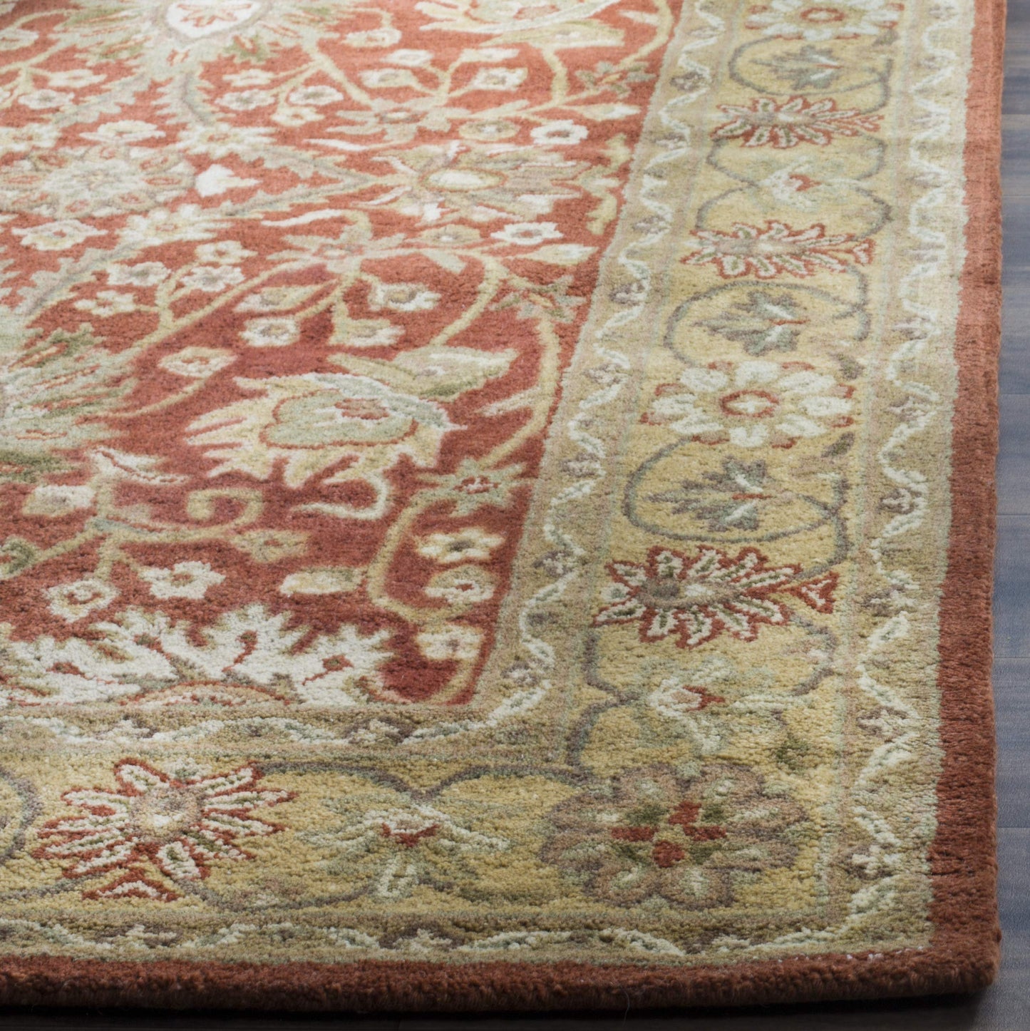 SAFAVIEH Antiquity Collection Accent Rug - 3' x 5', Rust & Gold, Handmade Traditional Oriental Wool, Ideal for High Traffic Areas in Entryway, Living Room, Bedroom (AT249C)