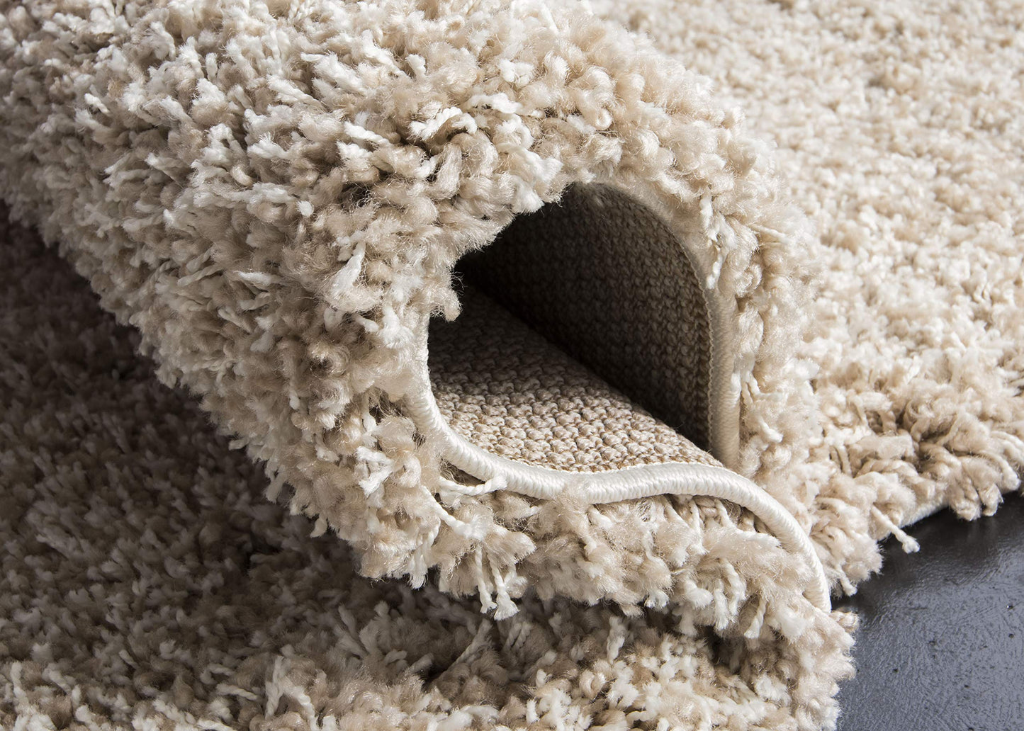 SAFAVIEH California Shag Collection Area Rug - 6'7" x 9'6", Beige, Non-Shedding & Easy to Clean, Ultra Plush Thick Pile, Ideal for Living Room, Bedroom, Dining Space (SG151-1313)