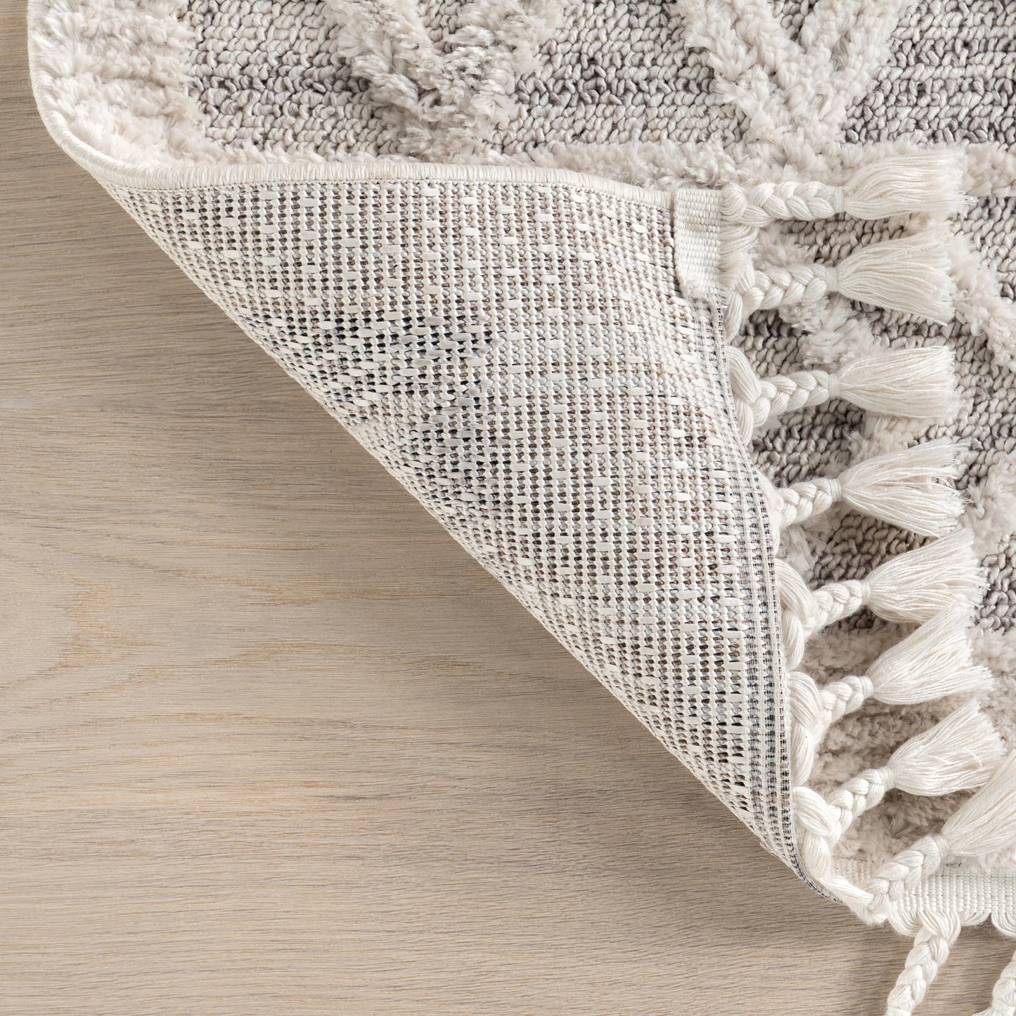 nuLOOM 3x5 Ansley Moroccan Tassel Area Rug, Light Grey, High-Low Textured Bohemian Design, Plush High Pile, Stain Resistant, For Bedroom, Living Room, Hallway, Entryway