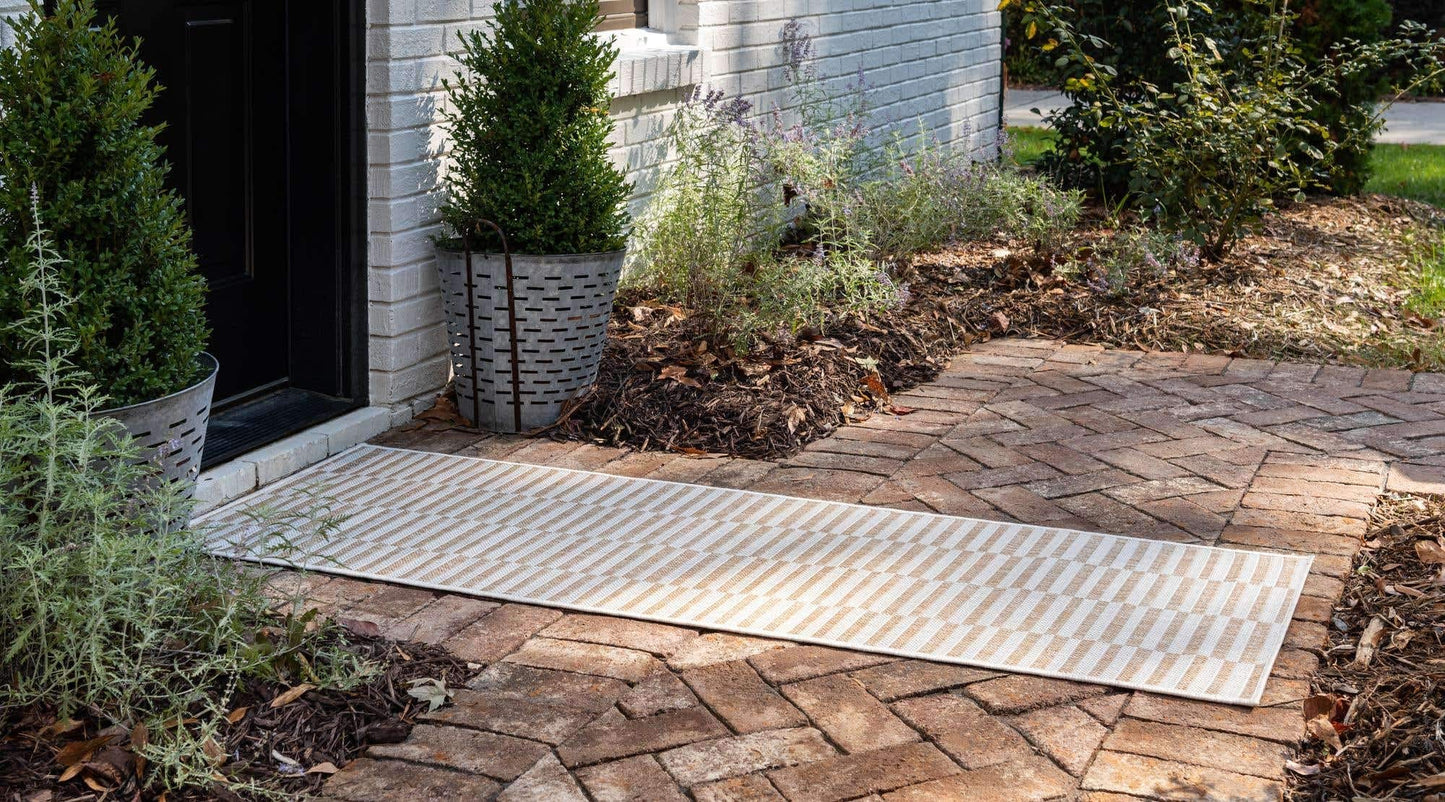 Unique Loom Outdoor Striped Collection Area Rug - Striped (2' x 6' 1" Runner, Taupe/Ivory)