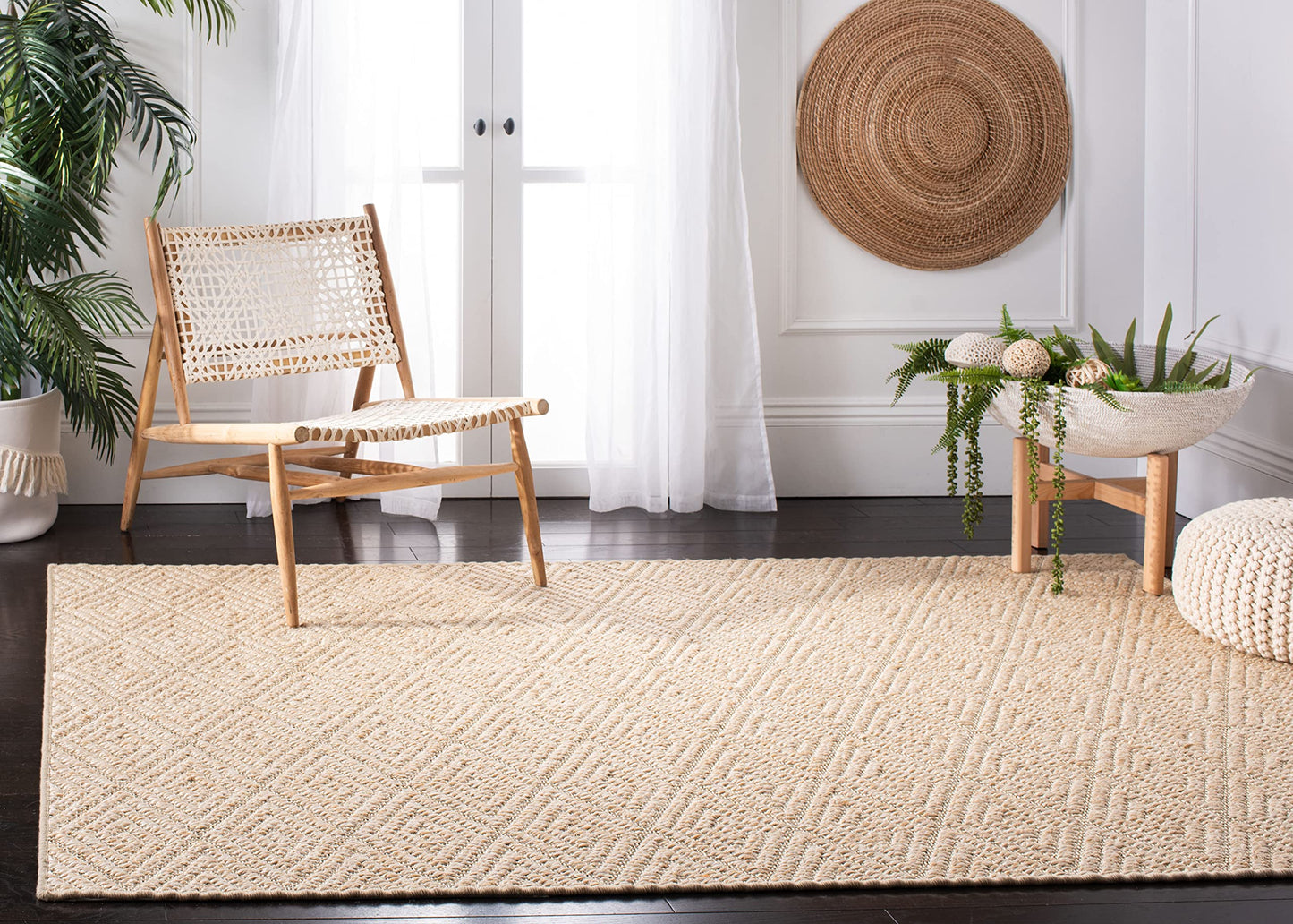 SAFAVIEH Palm Beach Collection Area Rug - 6' x 9', Beige & Beige, Sisal Design, Non-Shedding & Easy Care, Ideal for High Traffic Areas in Living Room, Bedroom (PAB360A)
